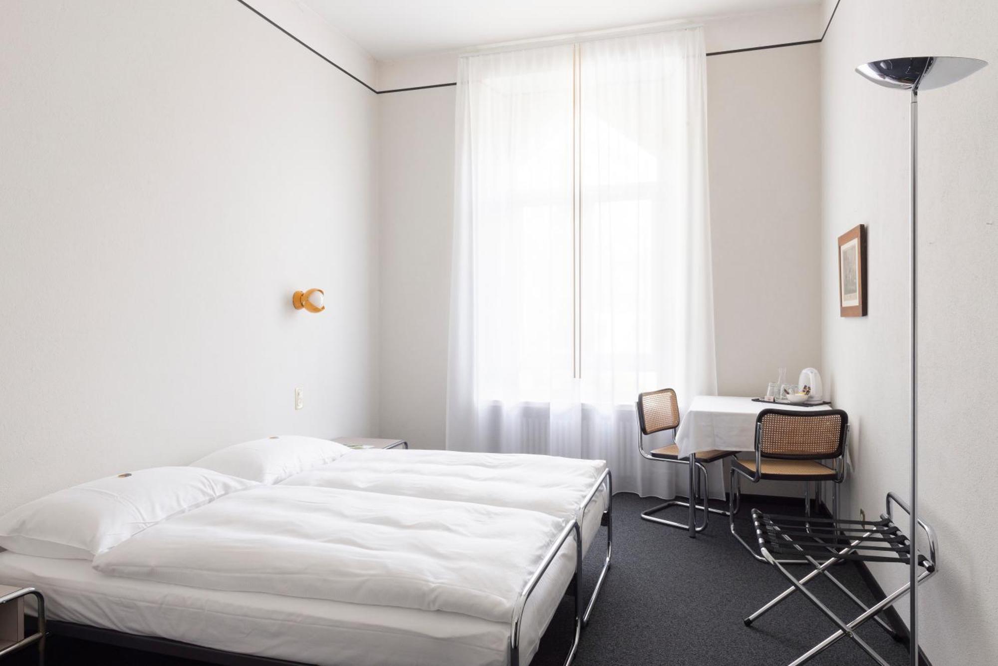 Comfort Twin Room with Park View - Annex