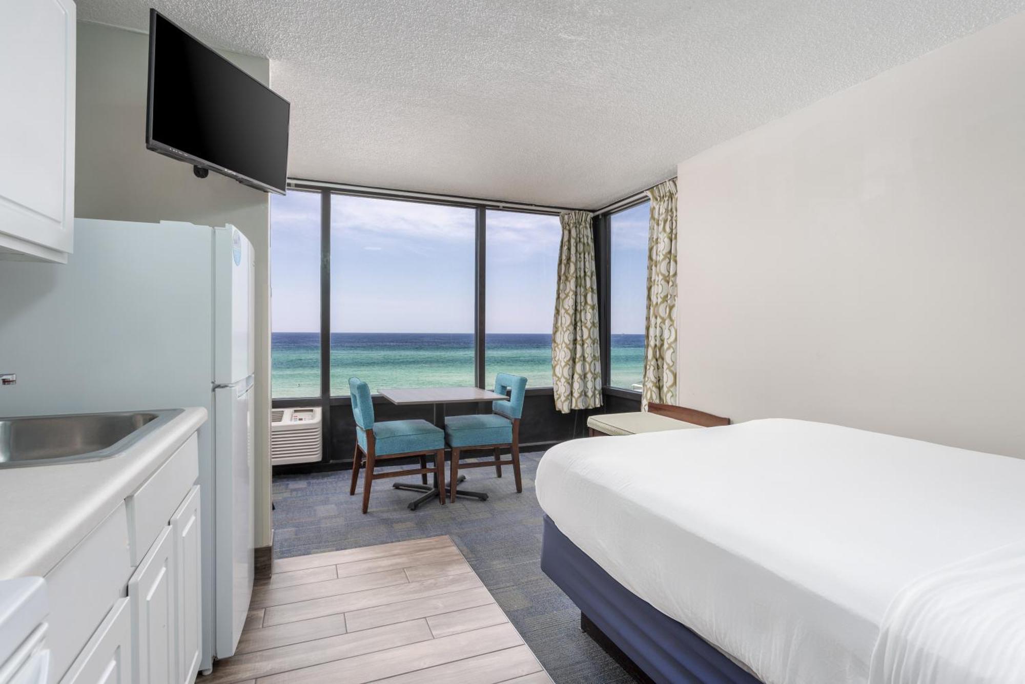Quarto Triplo Standard com Vista do Mar