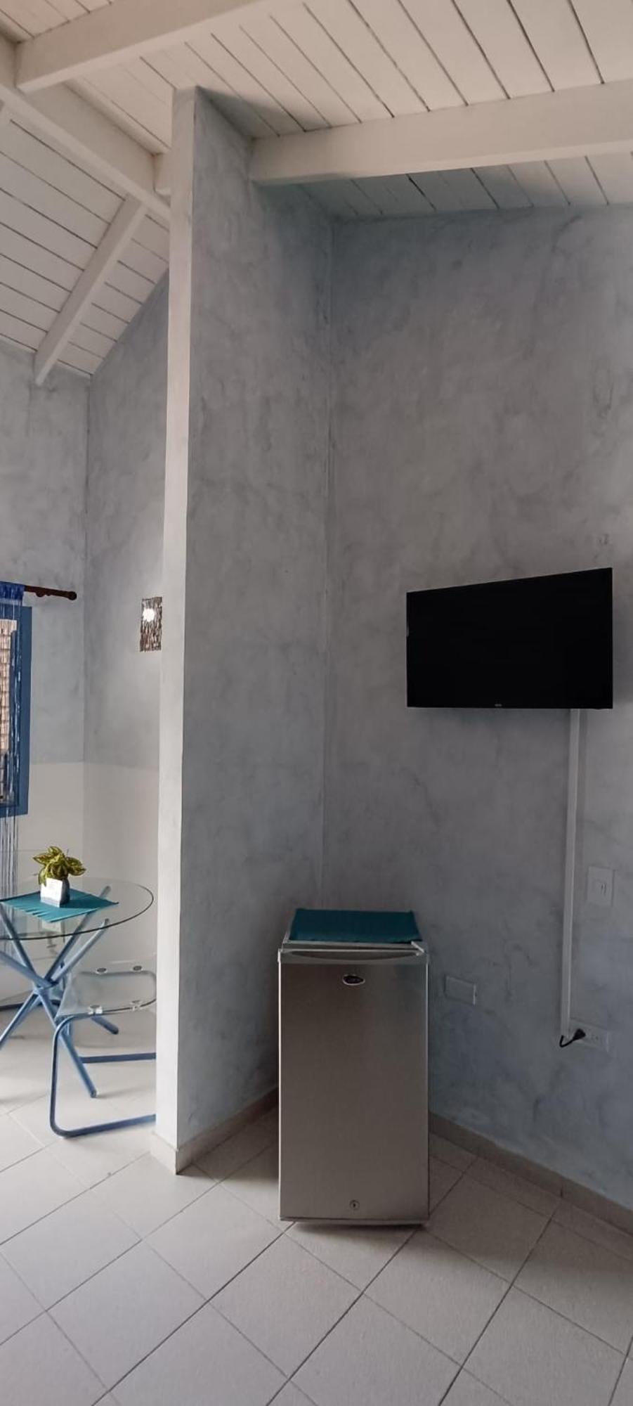 One-Bedroom Bungalow
