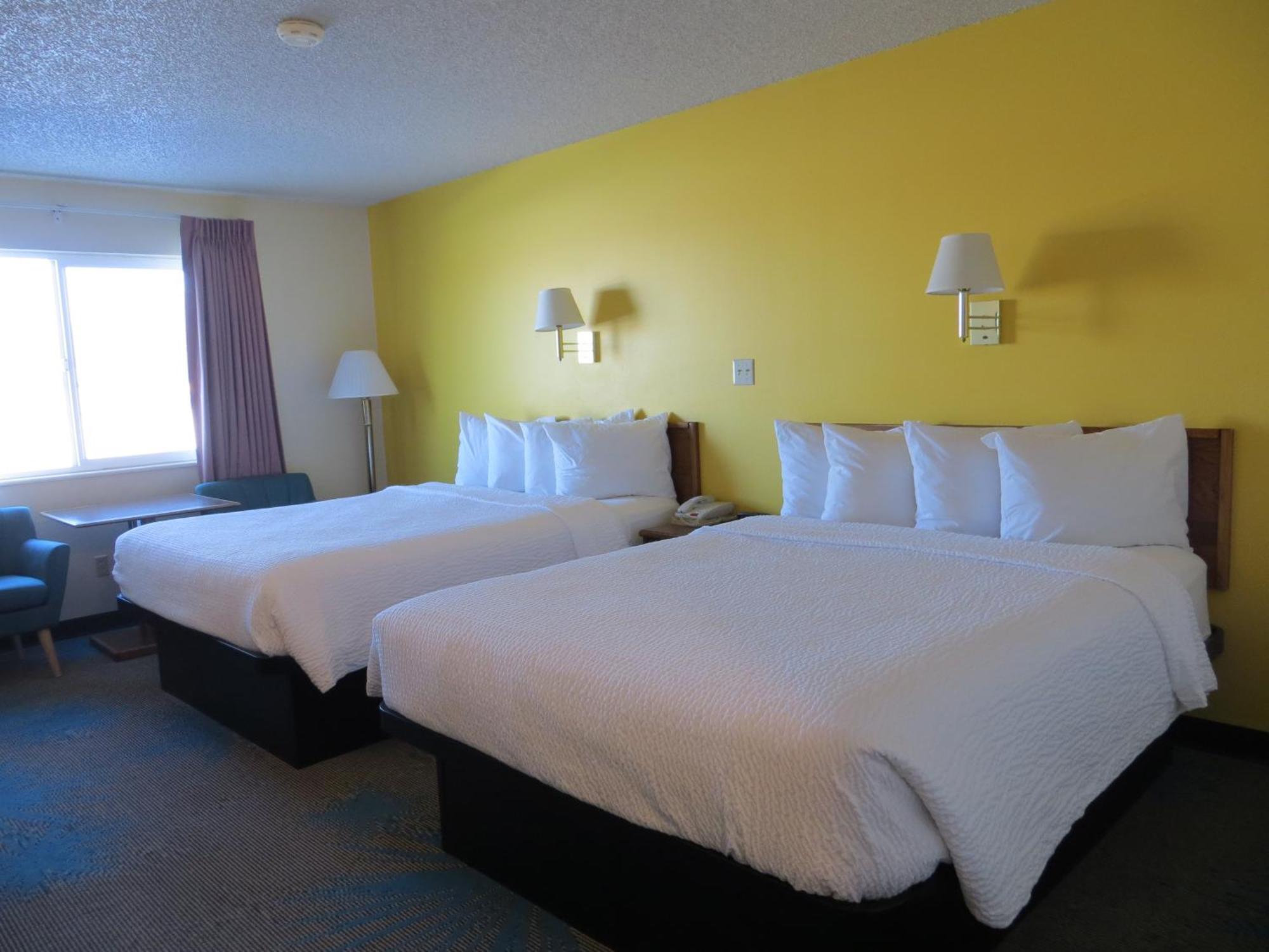 Queen Room Two Queen Beds Non-Smoking