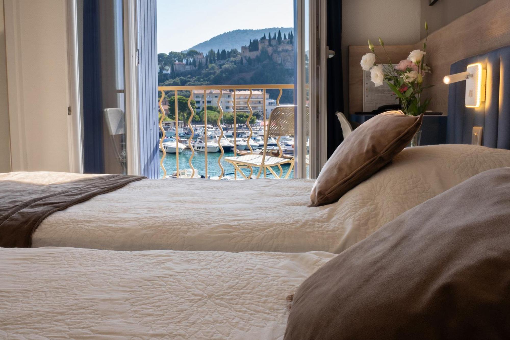 Superior Double or Twin Room Sea View