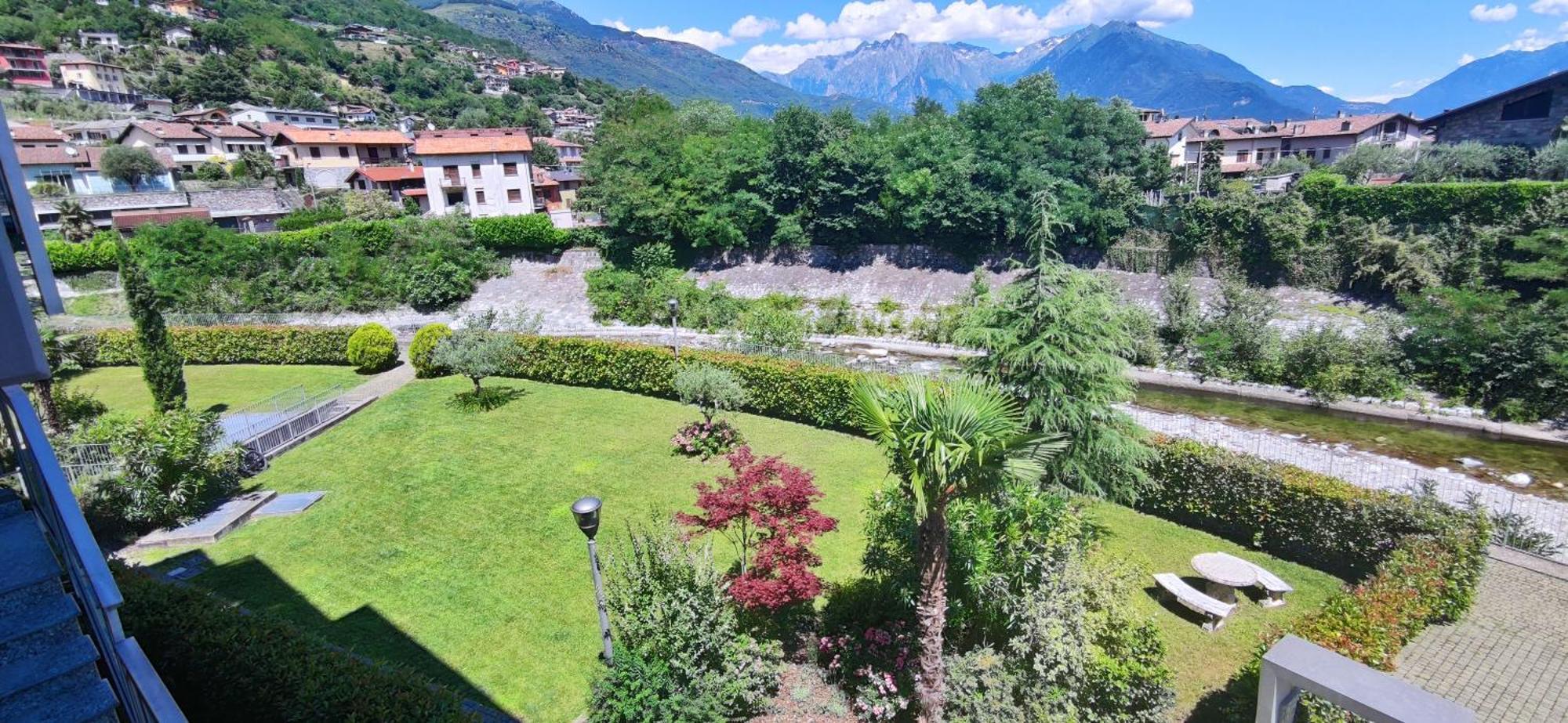 Apartment Garden View