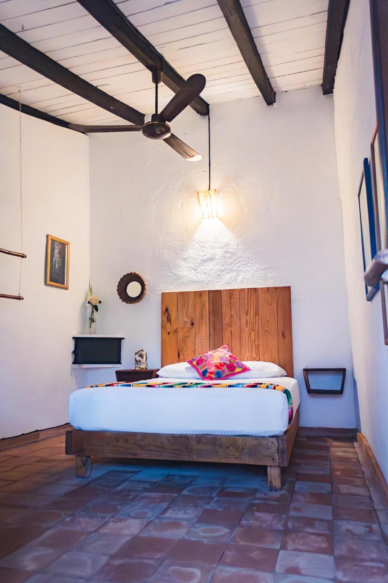 Single Room Private External Bathroom