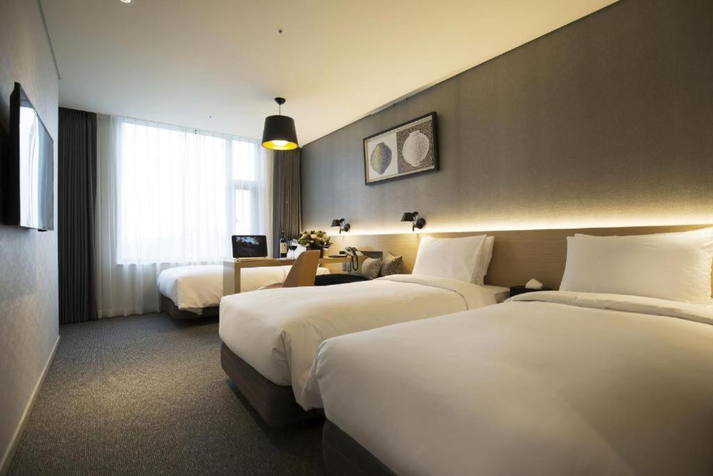 Deluxe Triple Room,187991984:JPEG