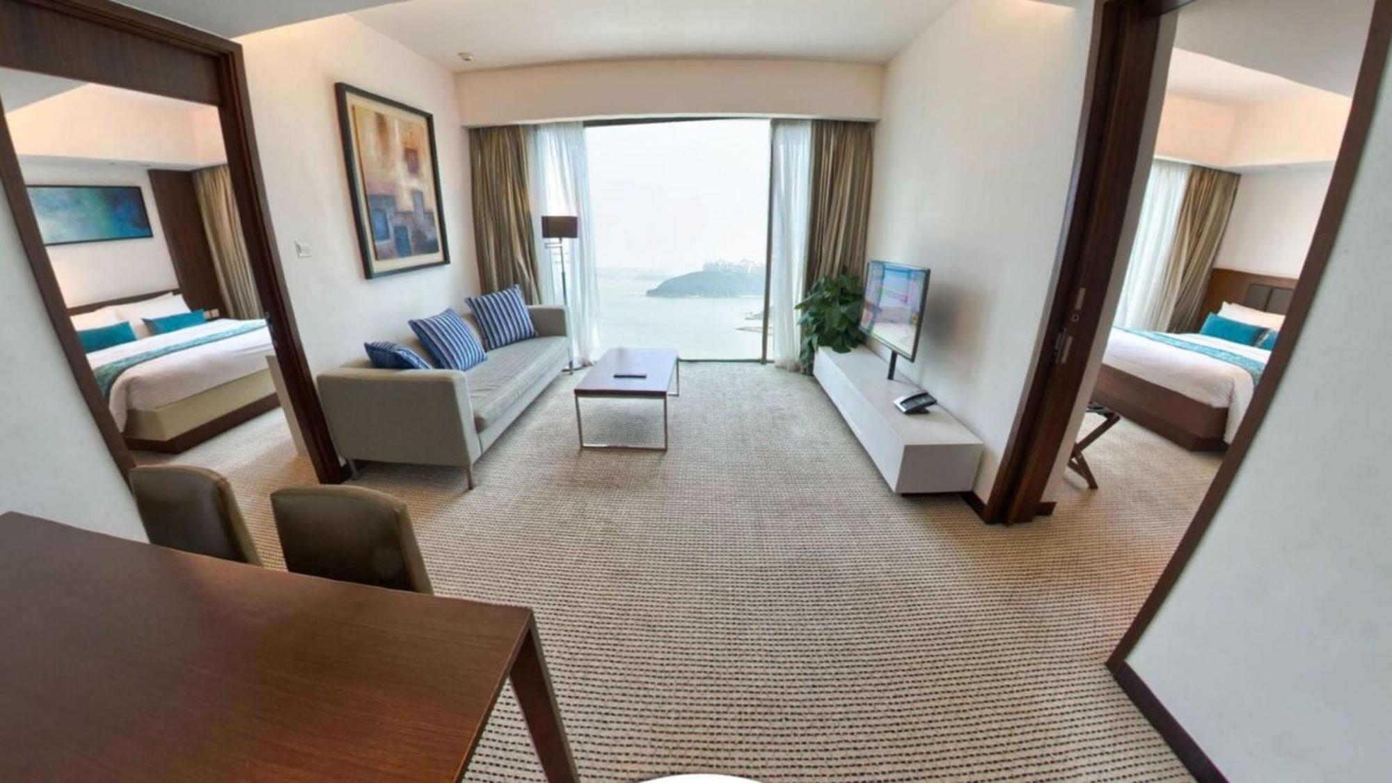 Two-Bedroom Suite Ocean View