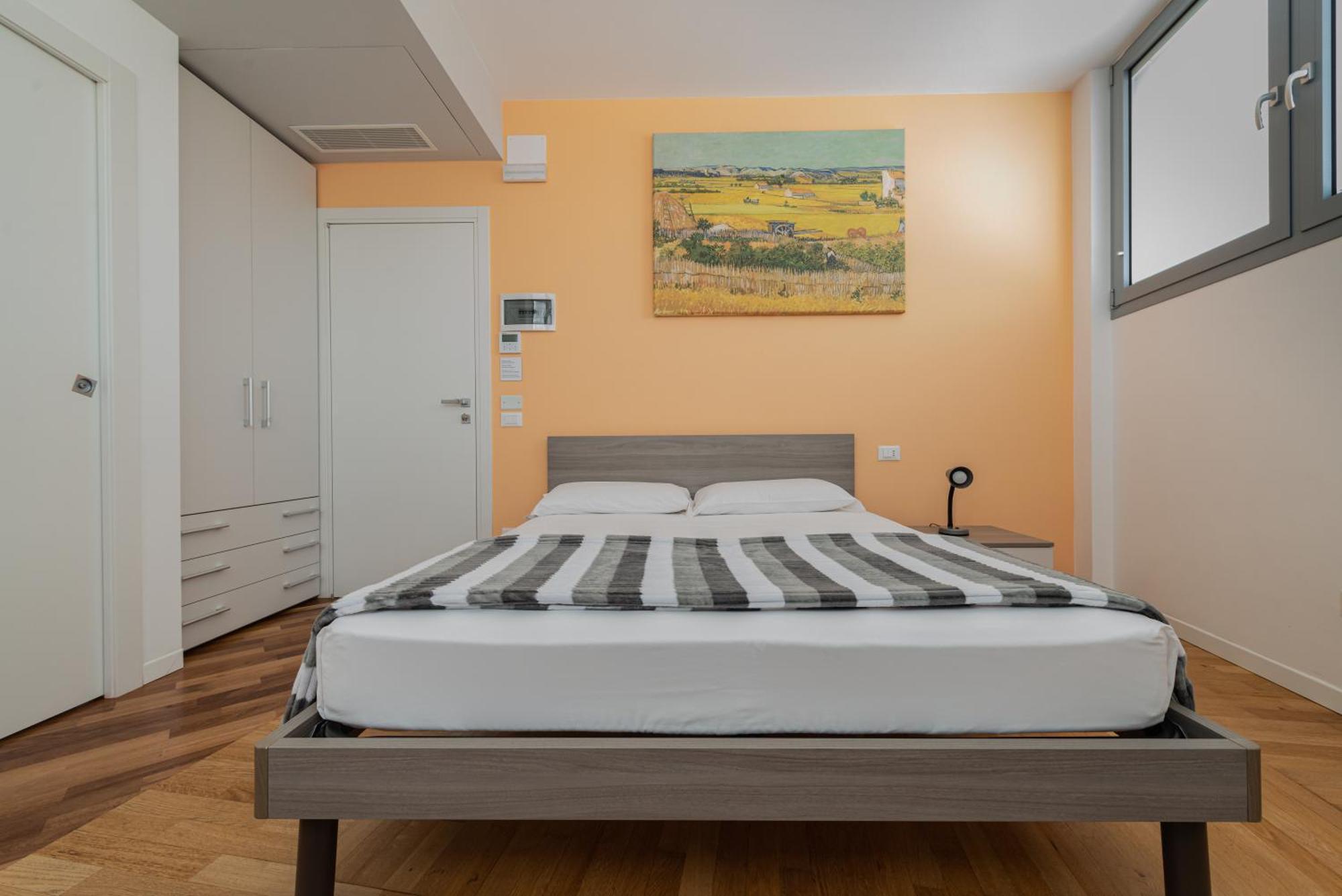 Double Room Private Bathroom