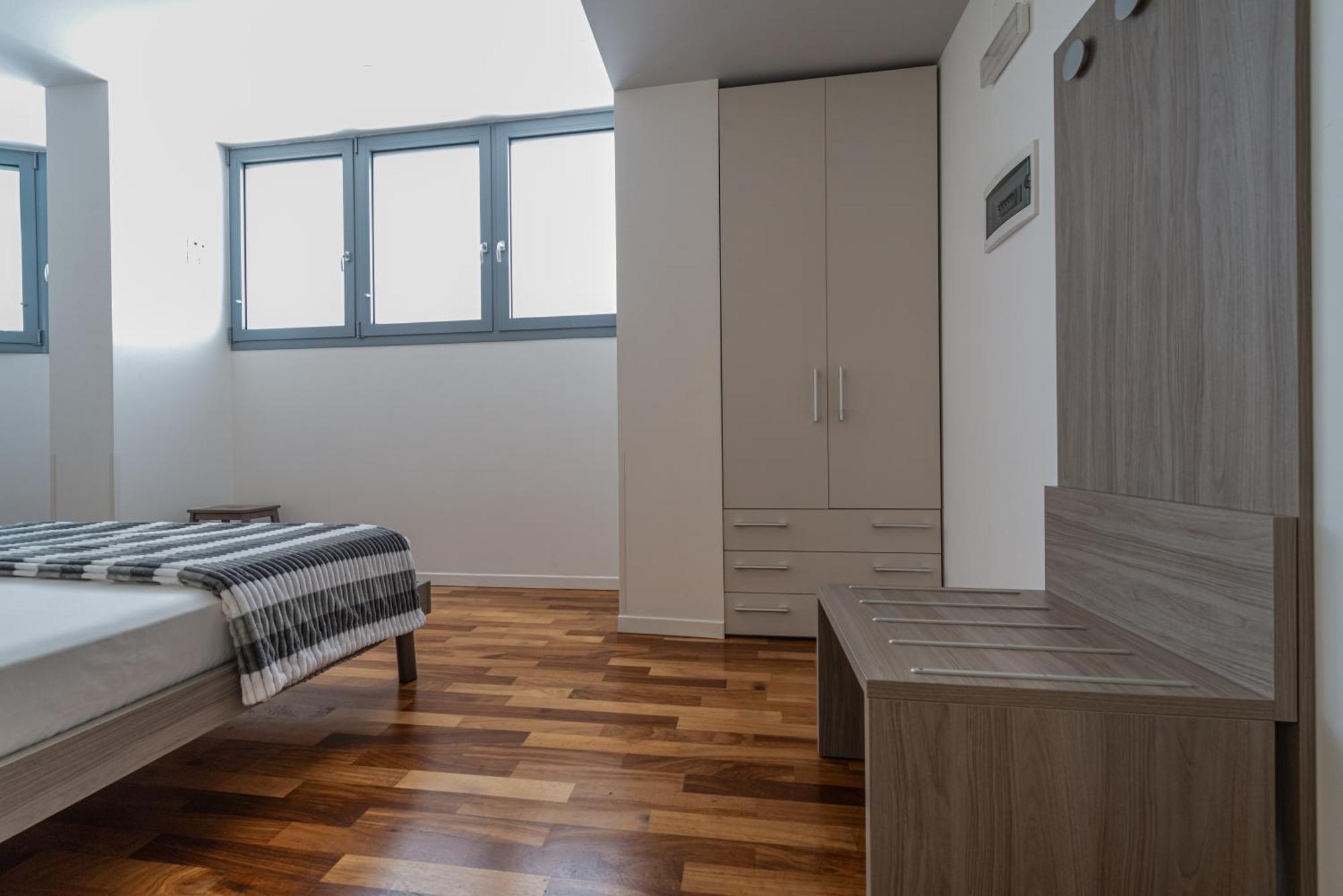 Double or Twin Room Private Bathroom
