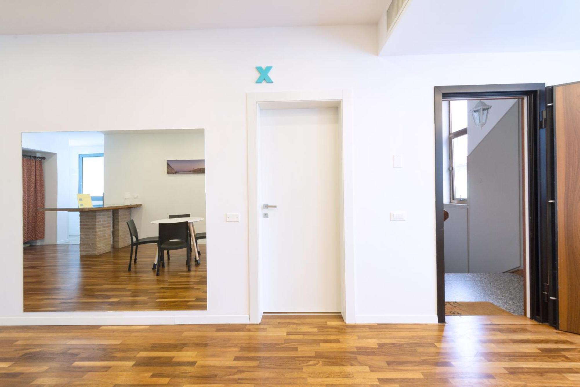 Double or Twin Room Private Bathroom