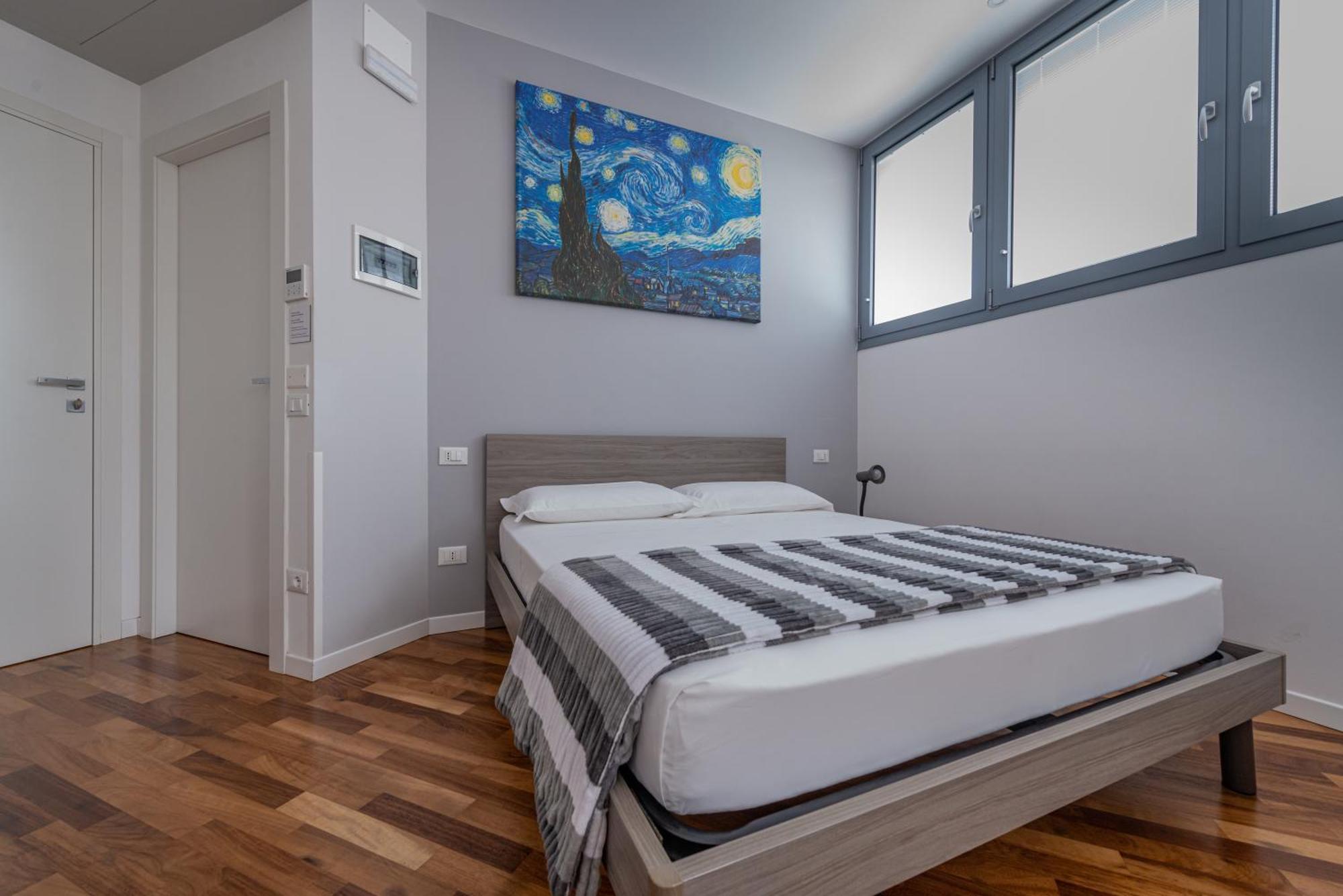Double or Twin Room Private Bathroom