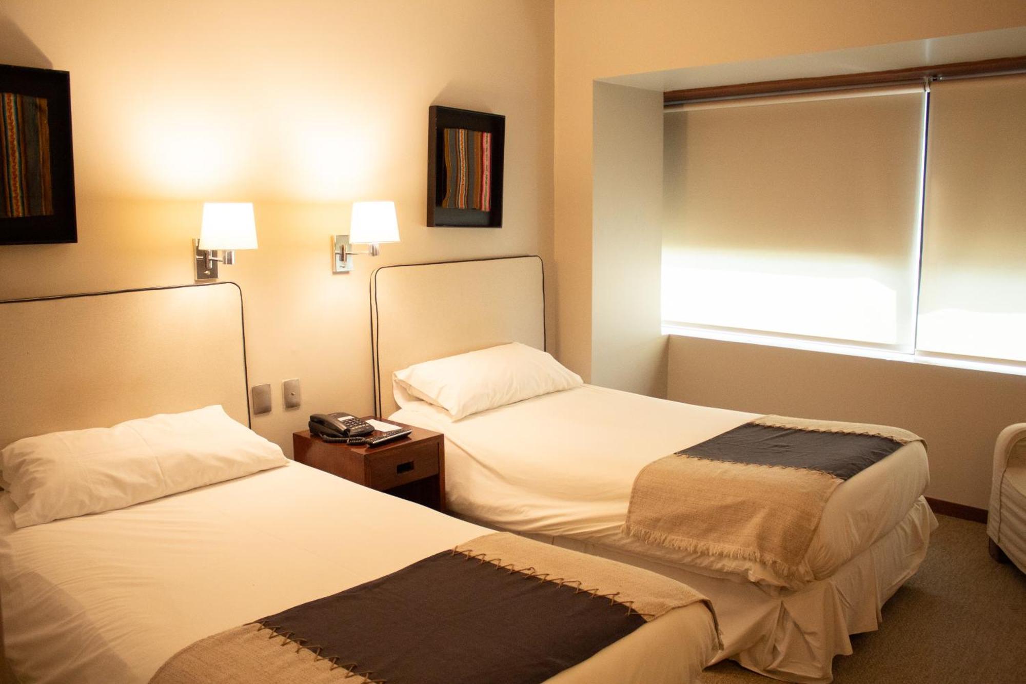 Twin Room,1652753112:JPEG