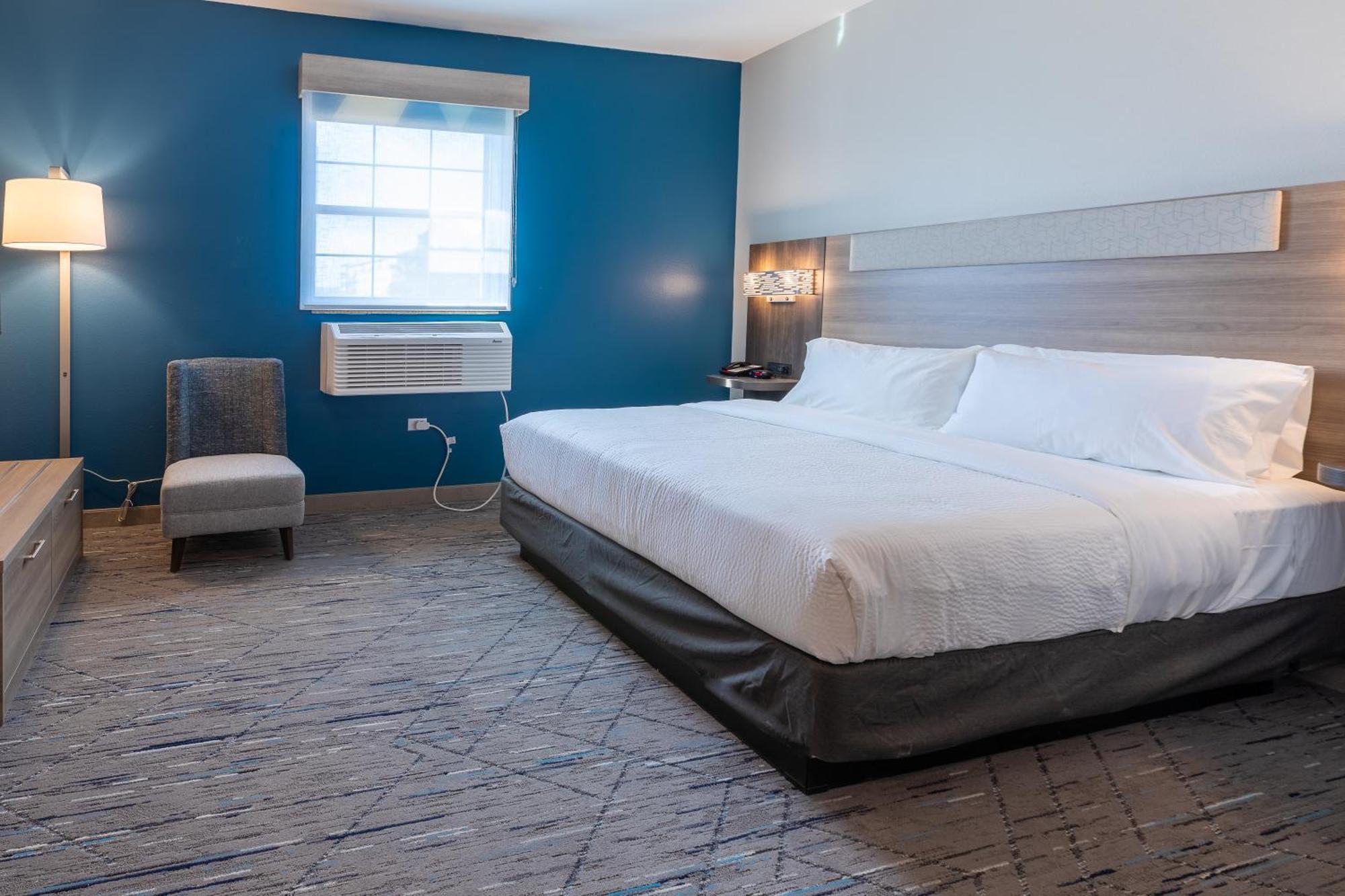 Standard King Room,1567016267:JPEG