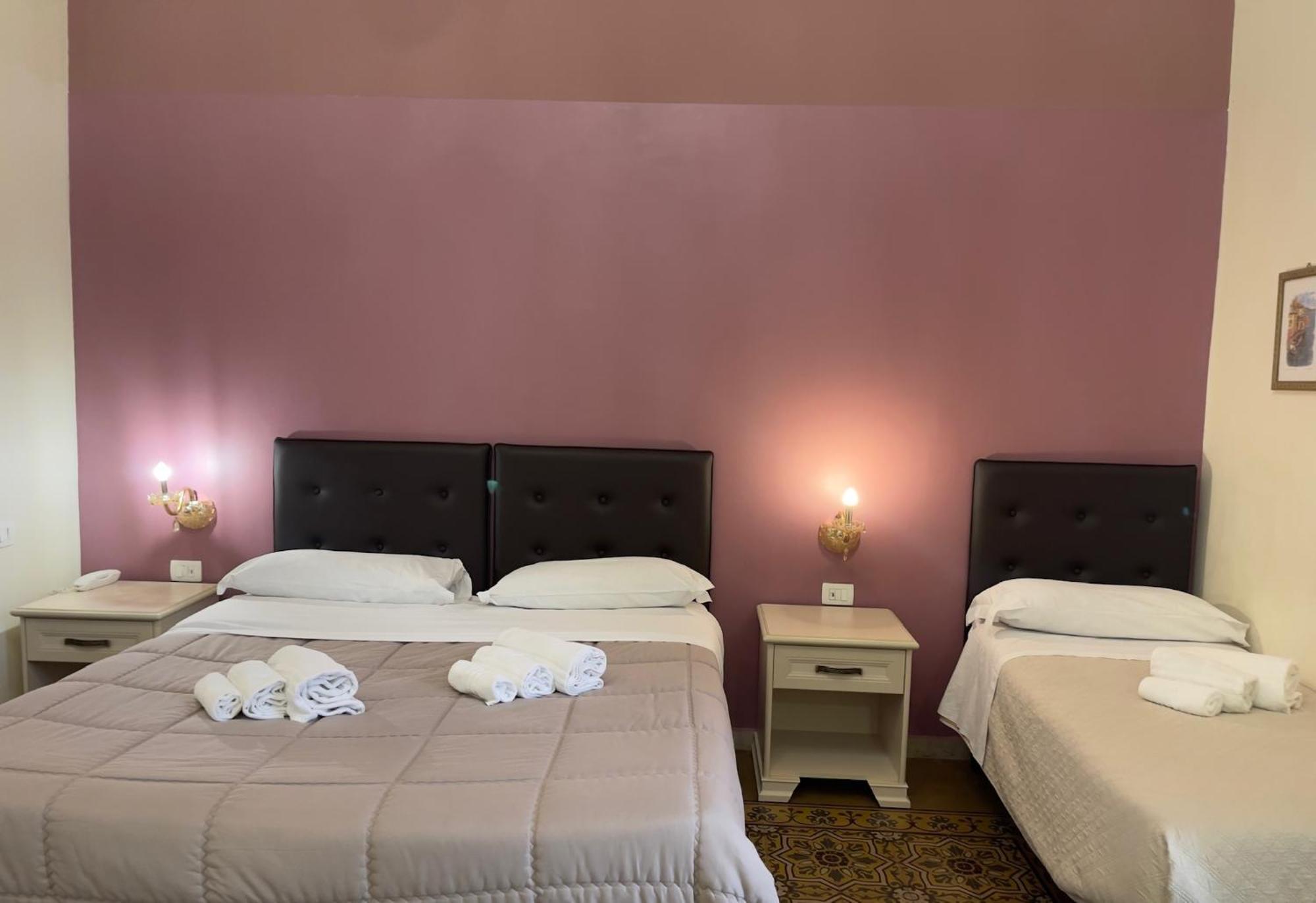 Comfort Triple Room