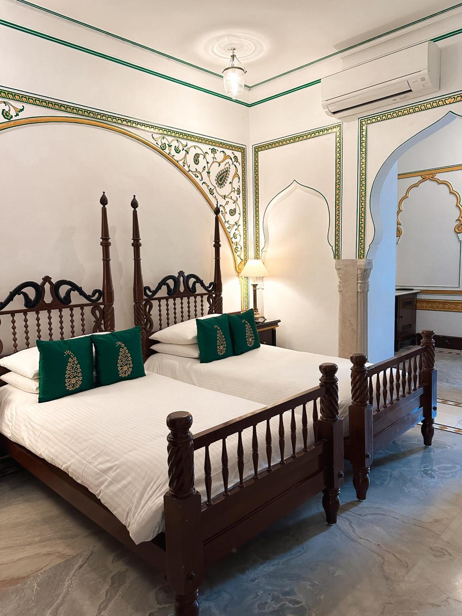 Premier Room