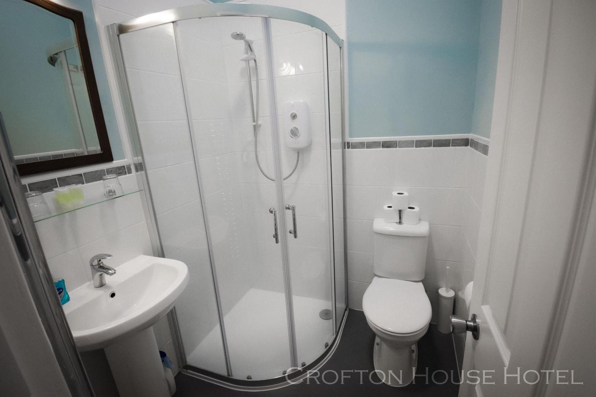 Double Room Private Bathroom