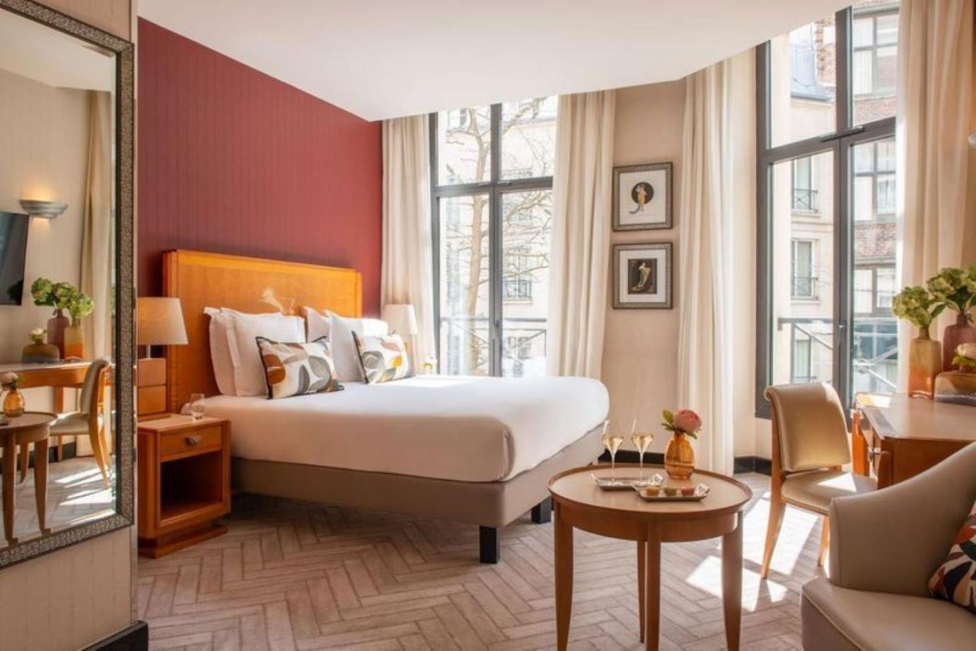 Executive Room,1706450879:JPEG