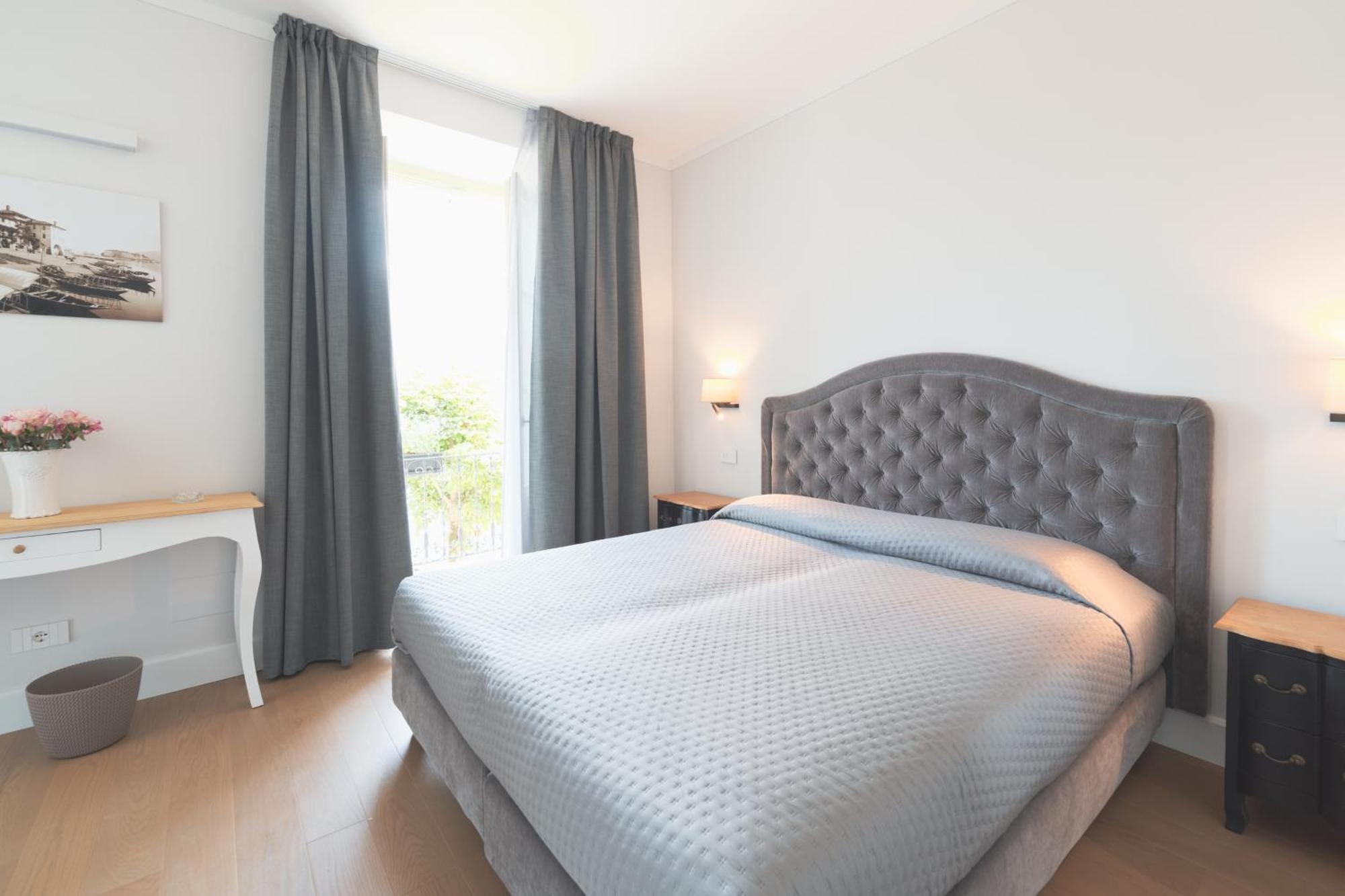 Superior Double or Twin Room Lake View