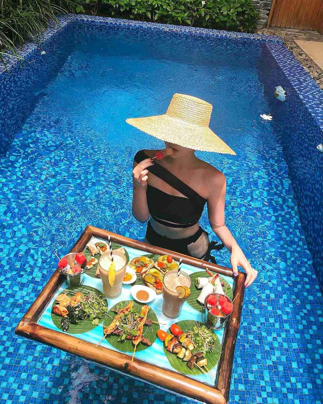 One-Bedroom Villa Private Pool Bathtub