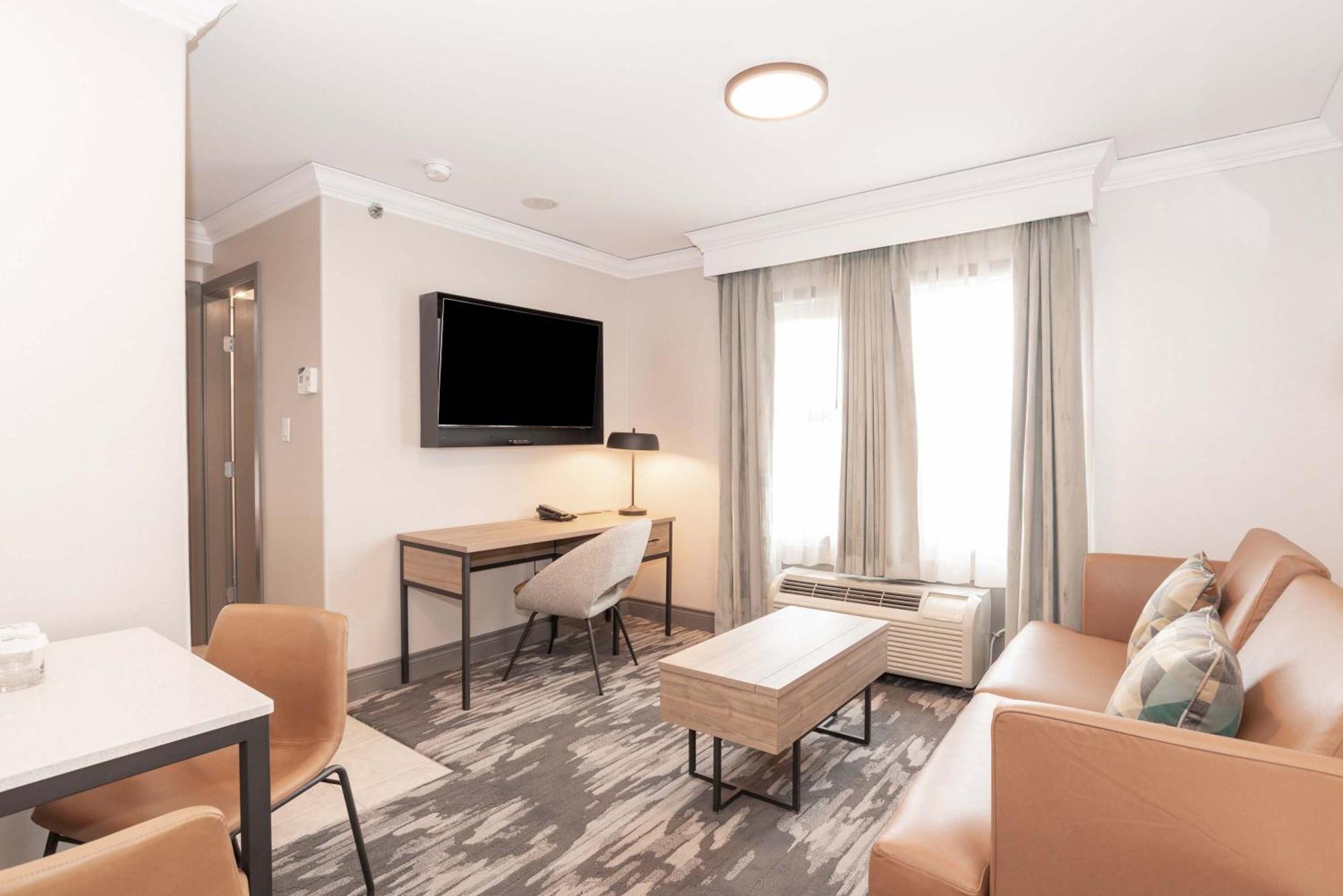 Suite Standard avec 1 lit King-Size, Canapé-lit, Kitchenette