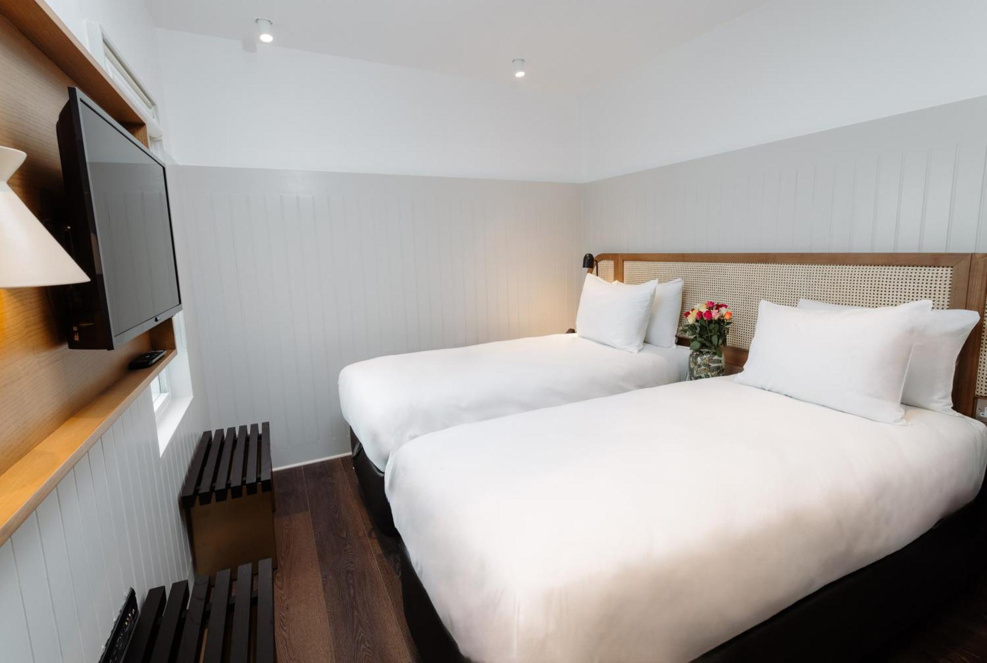 Twin Room,1593653598:JPEG