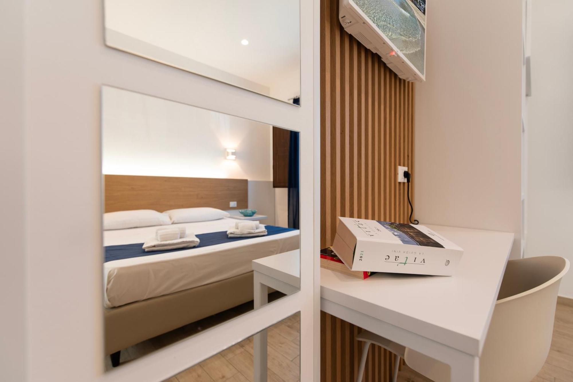 Double Room Private Bathroom