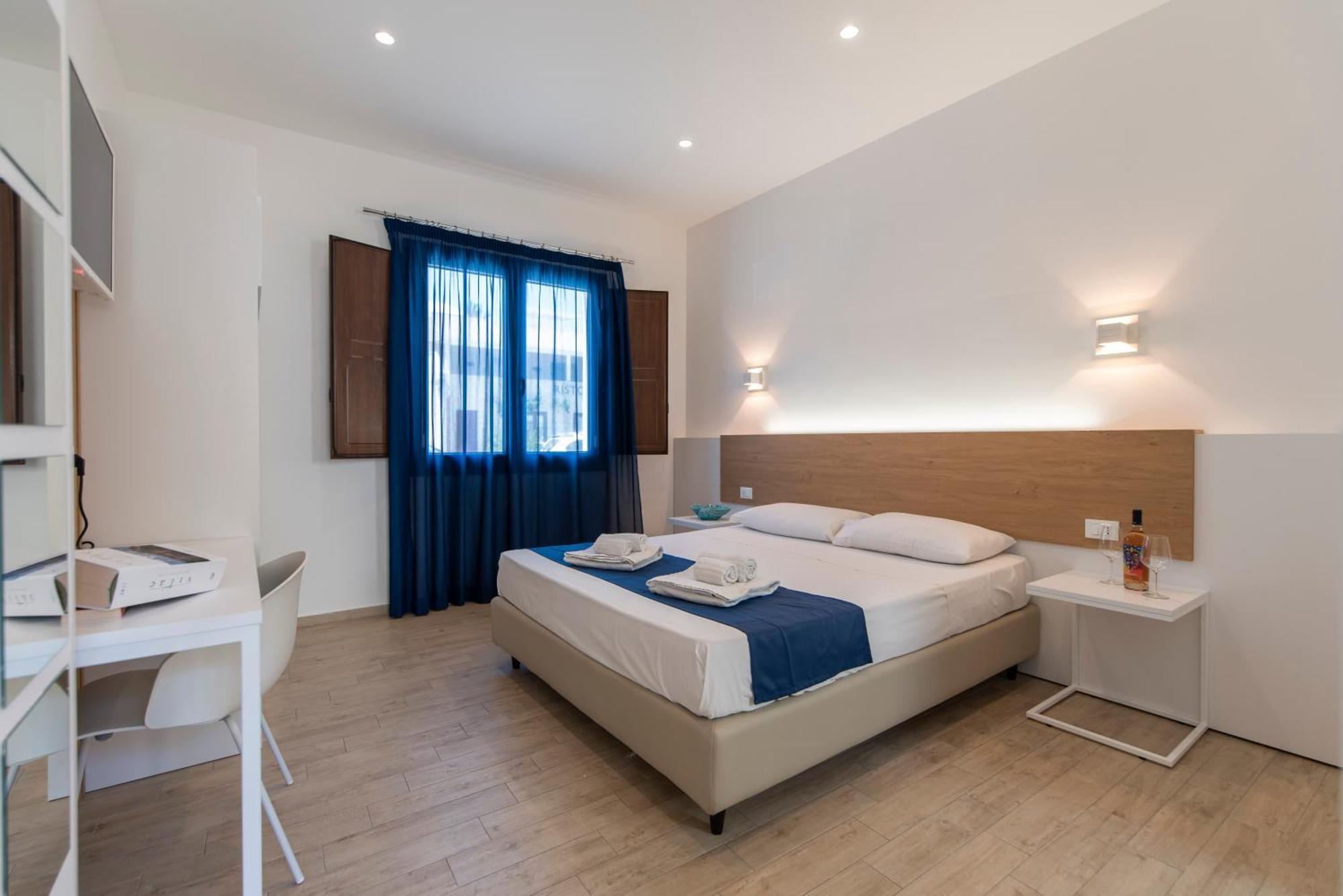 Double Room Private Bathroom