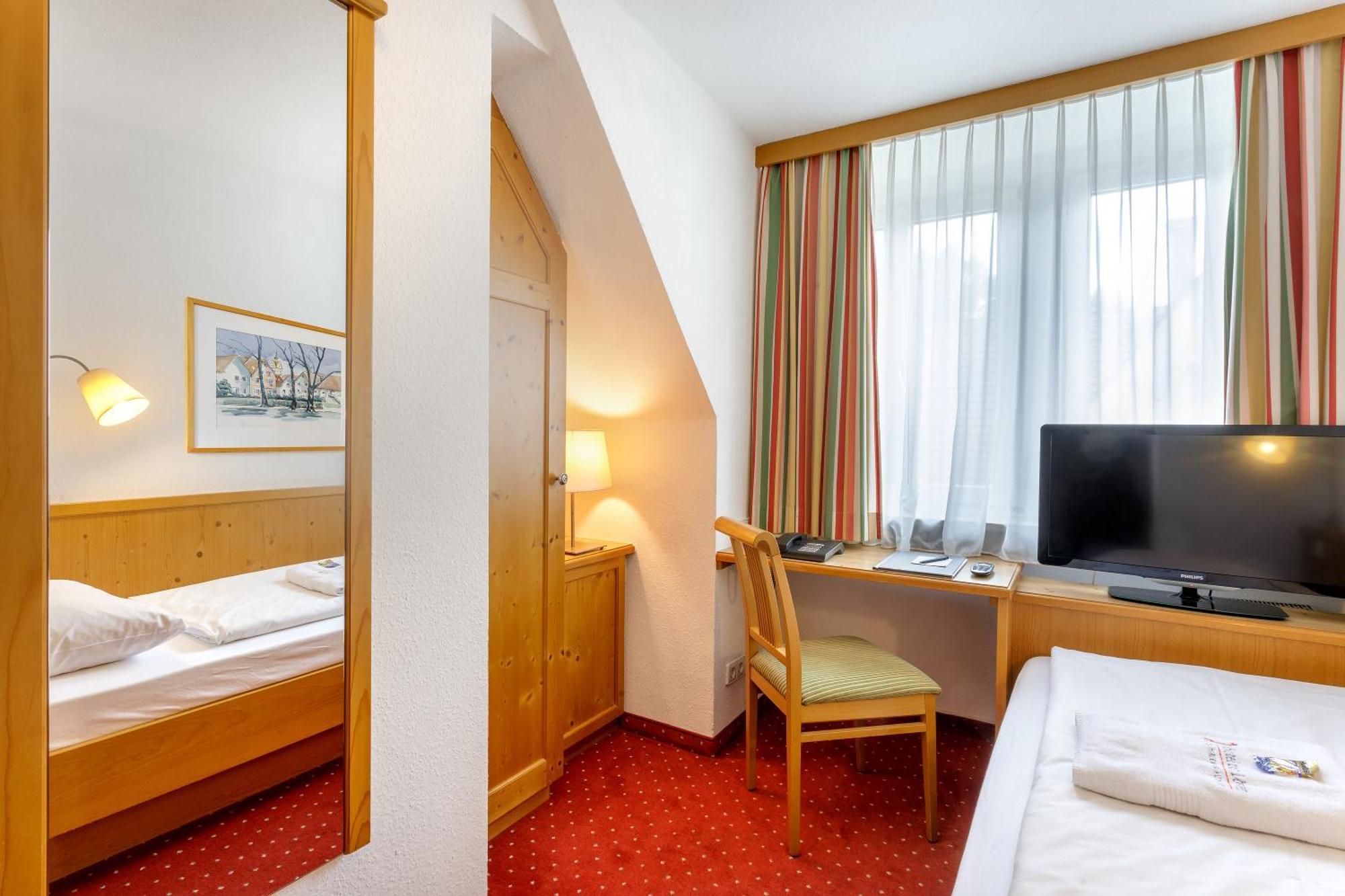 Small Single Room
