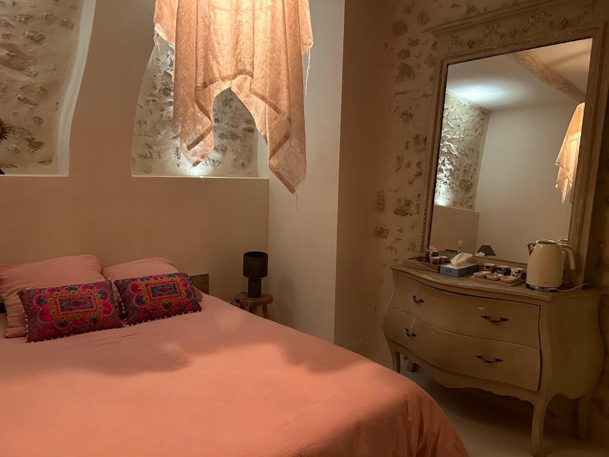 Double Room,1610897367:JPEG