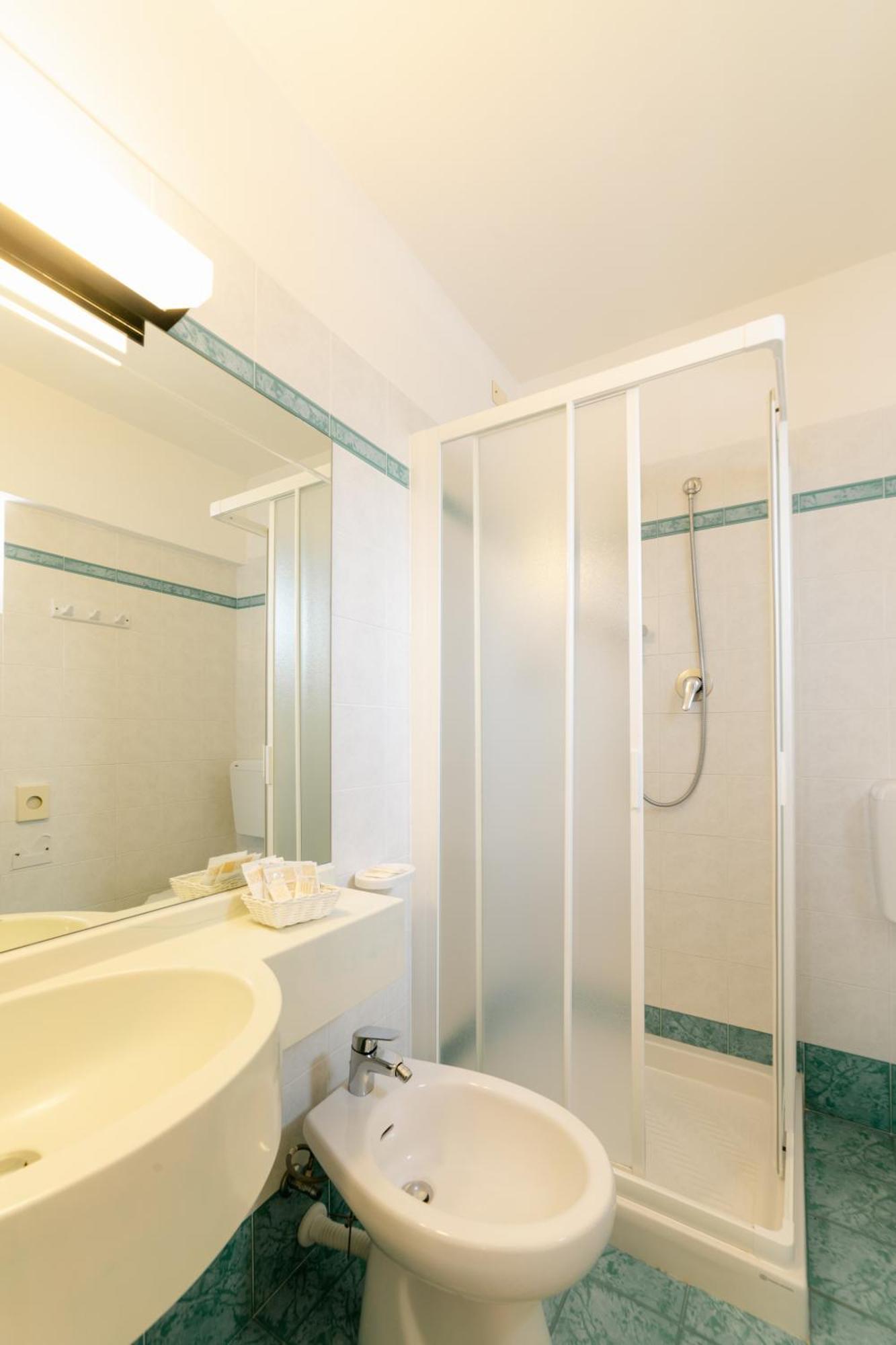 Habitación Cuádruple con balcón