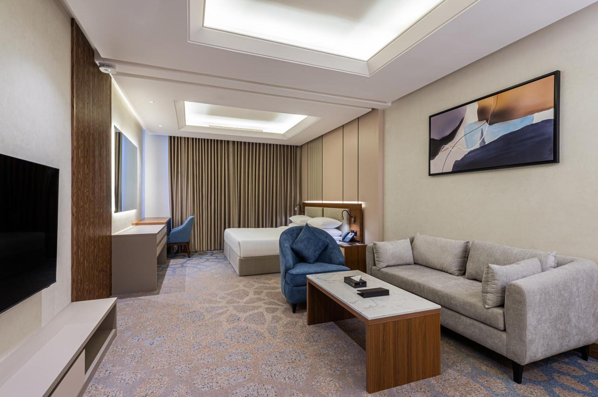 Superior King Room