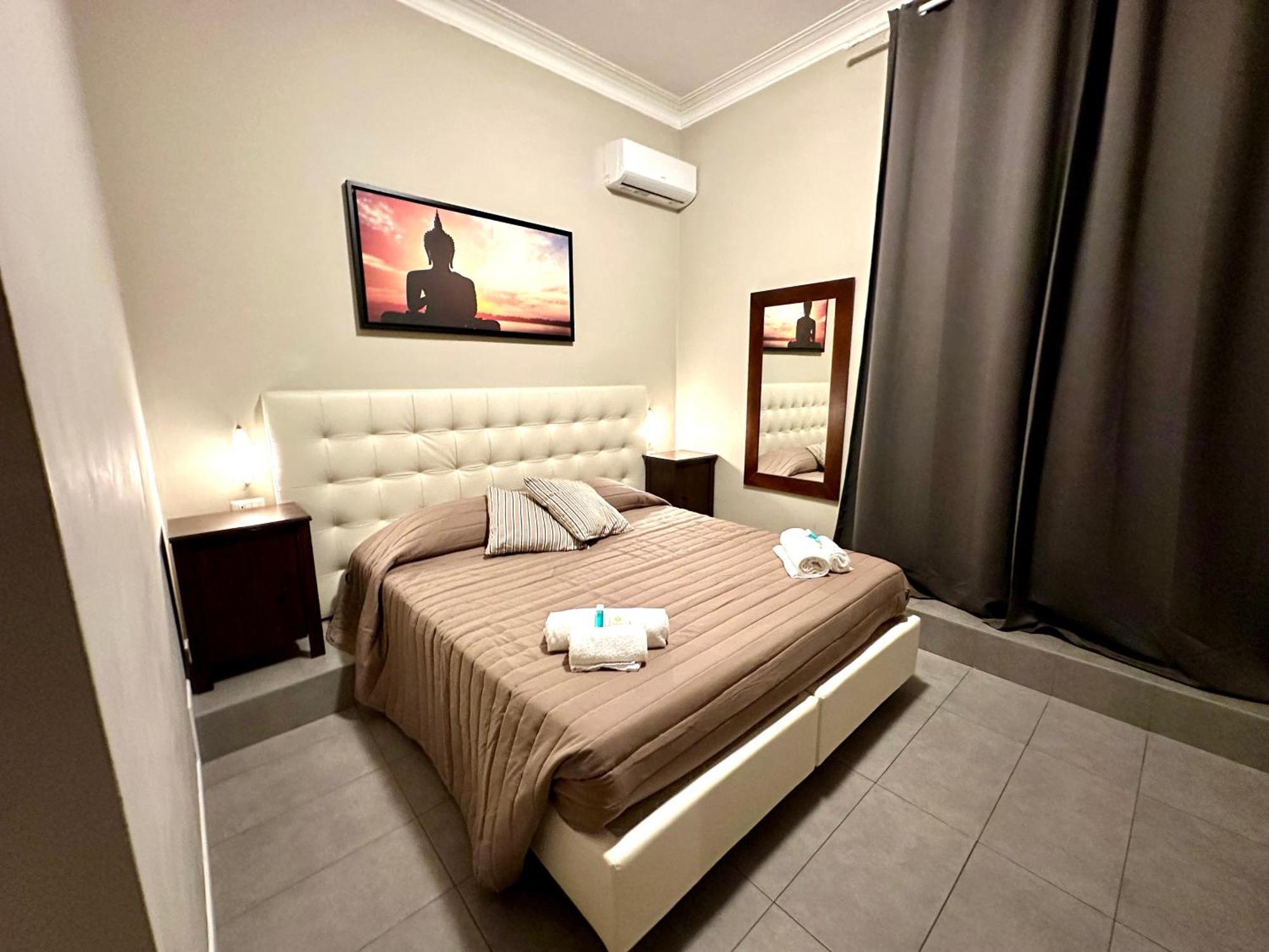 Quarto Duplo