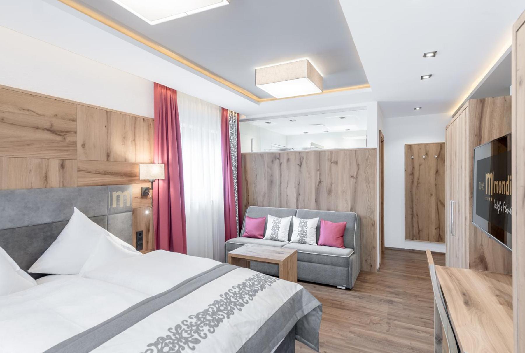 Deluxe Tweepersoonskamer met Extra Bed
