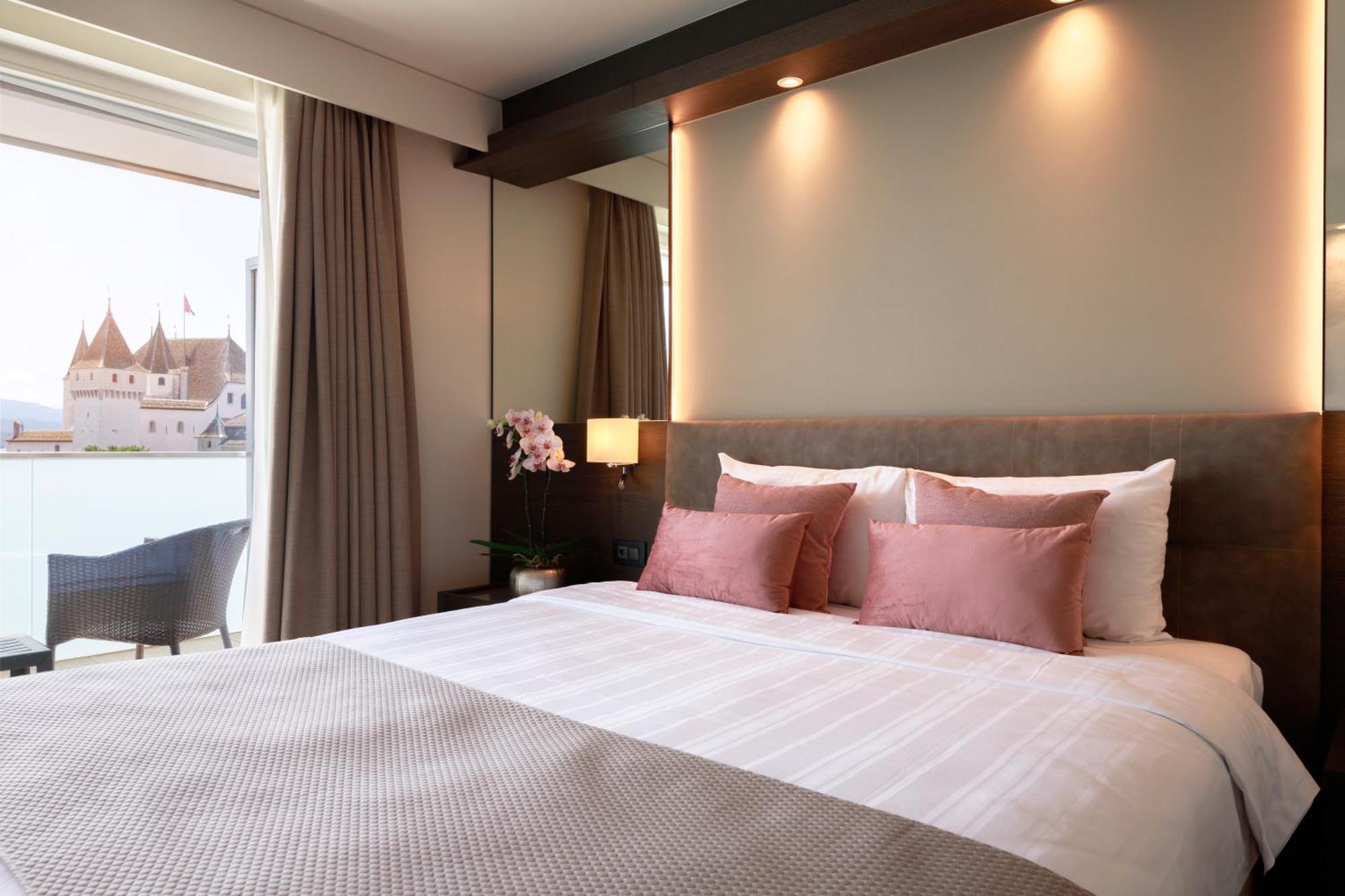 Double or Twin Room Lake View