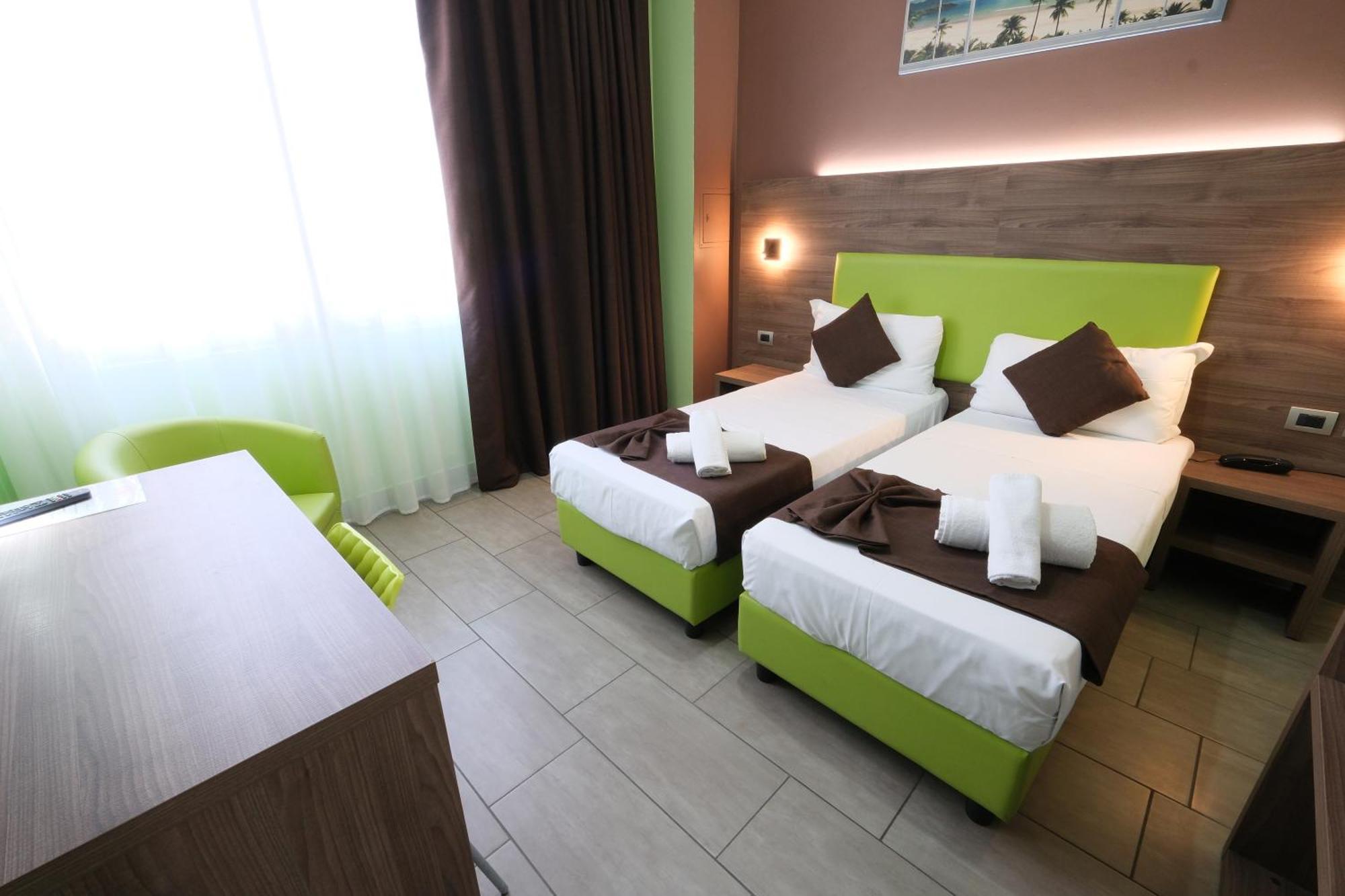 Large Twin Room