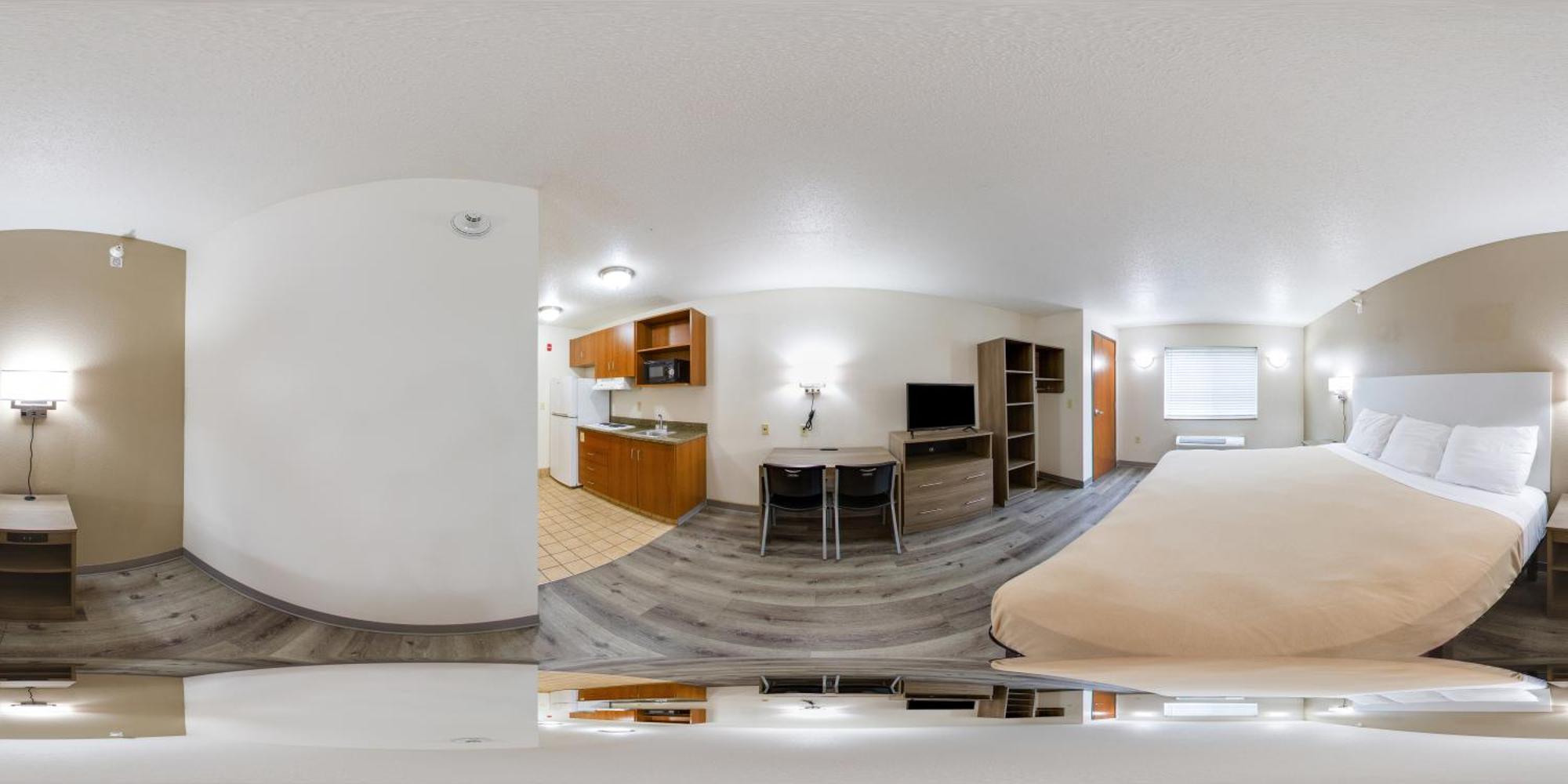 Studio Suite One King Bed Smoke