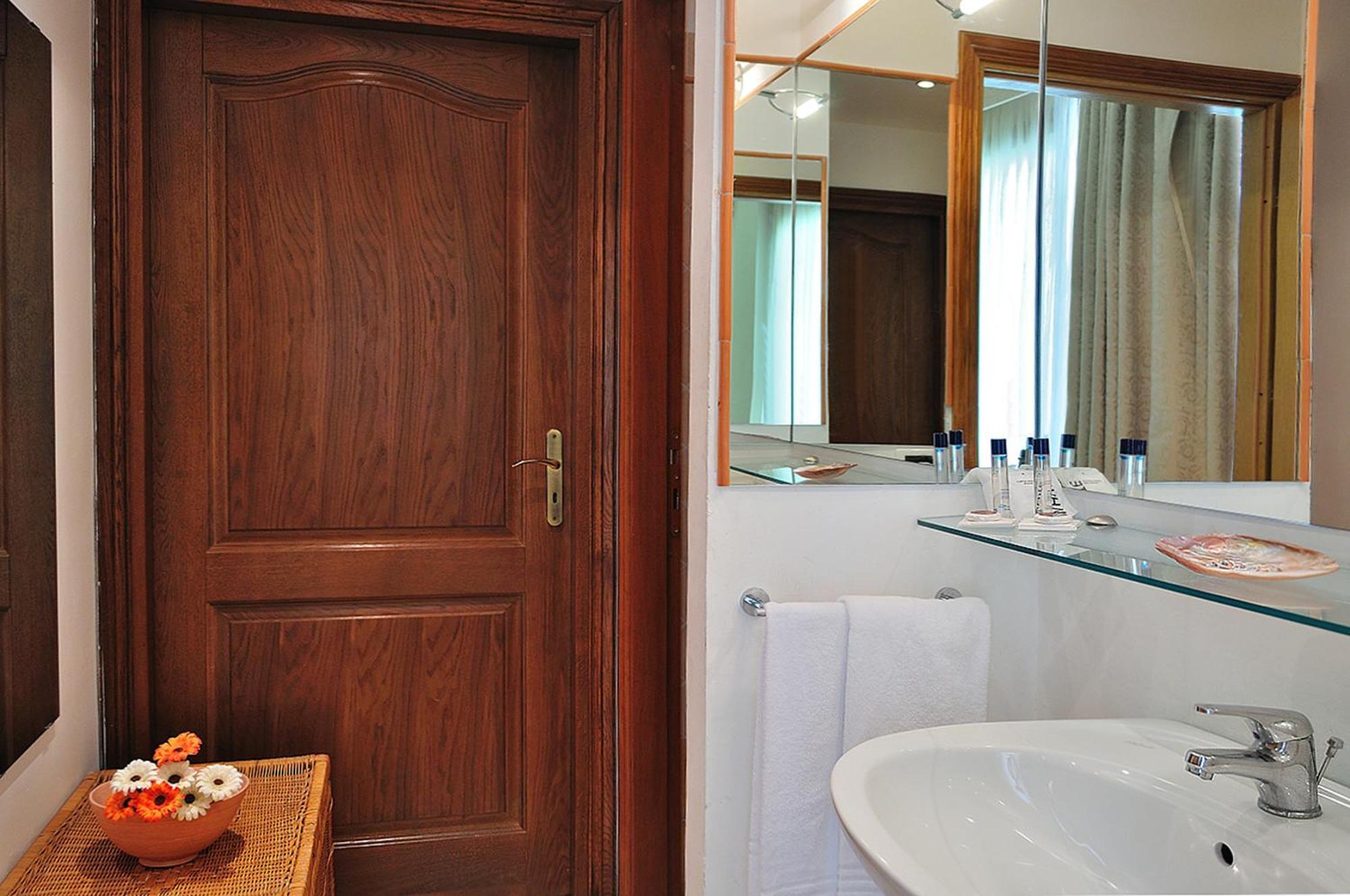 Chambre Double ou Lits Jumeaux avec Accès Jardin