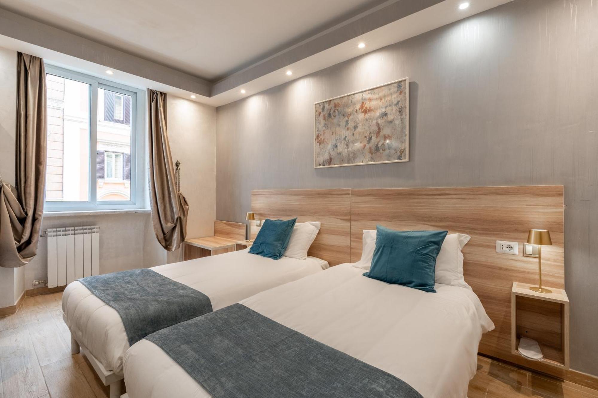 Standard Twin Room