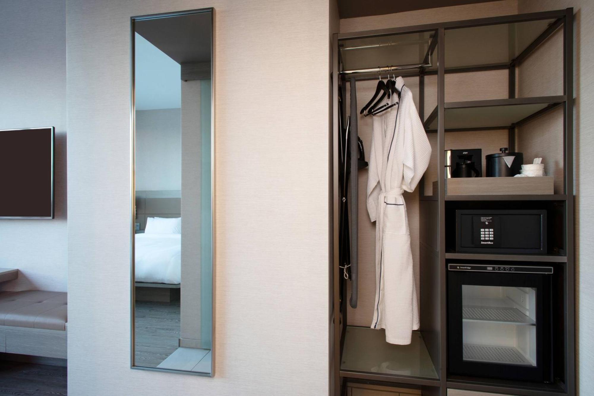 King Room Hearing Accessible