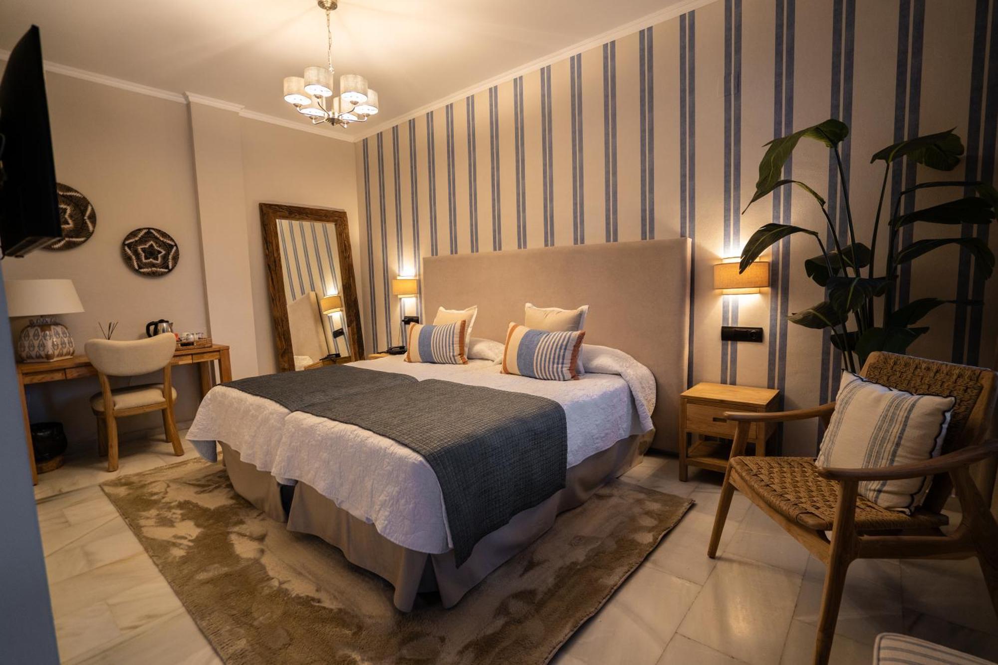 Double or Twin Room Balcony Sea View