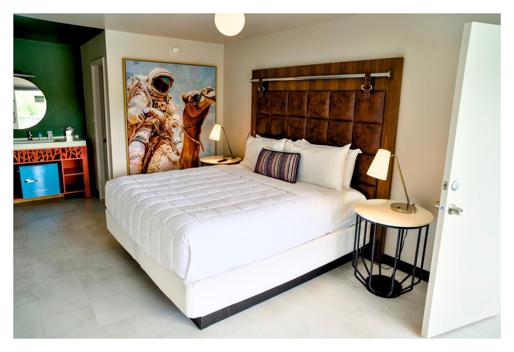 King Room,1661716045:JPEG