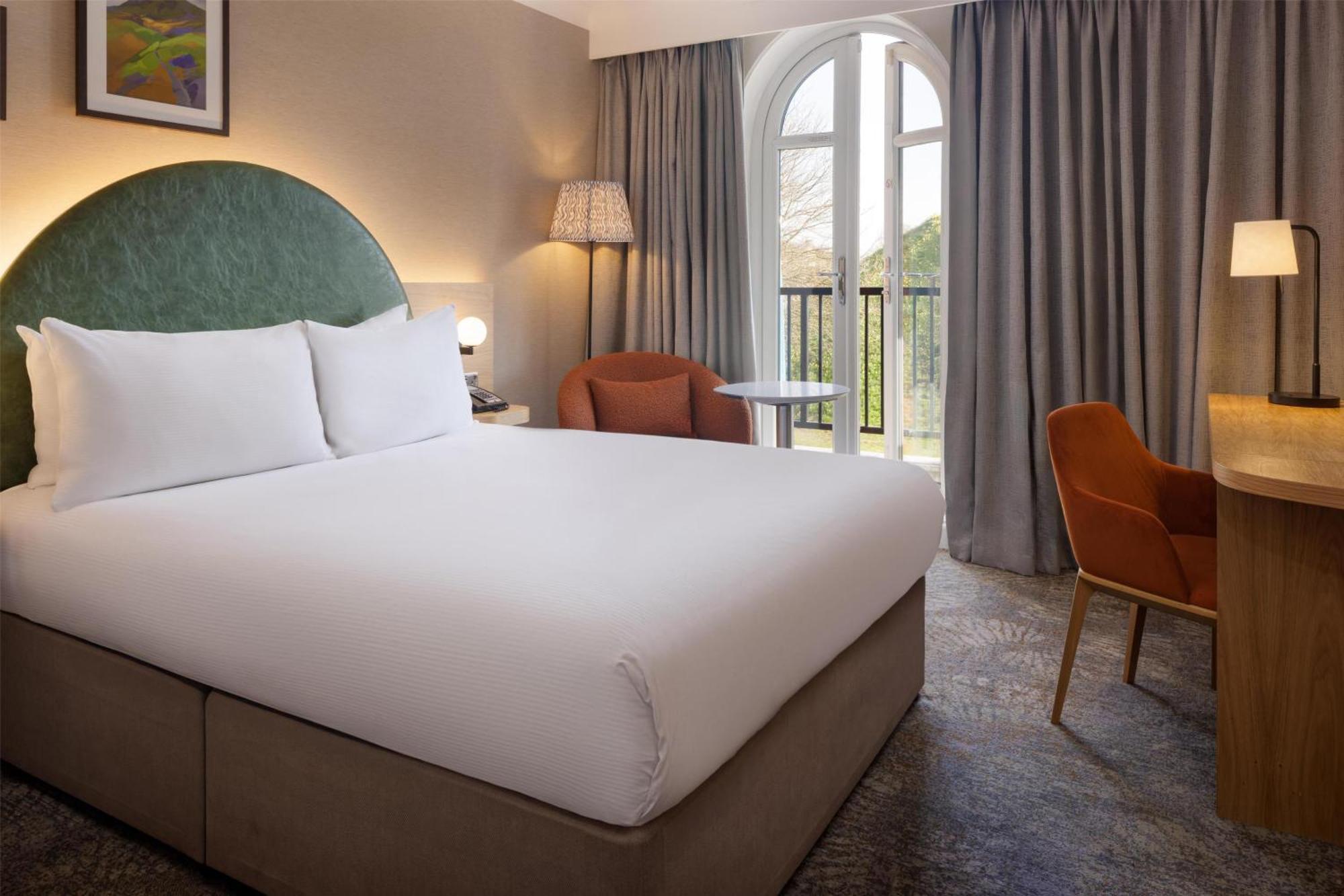 Double guest room with balcony and Tower view,1666025952:JPEG