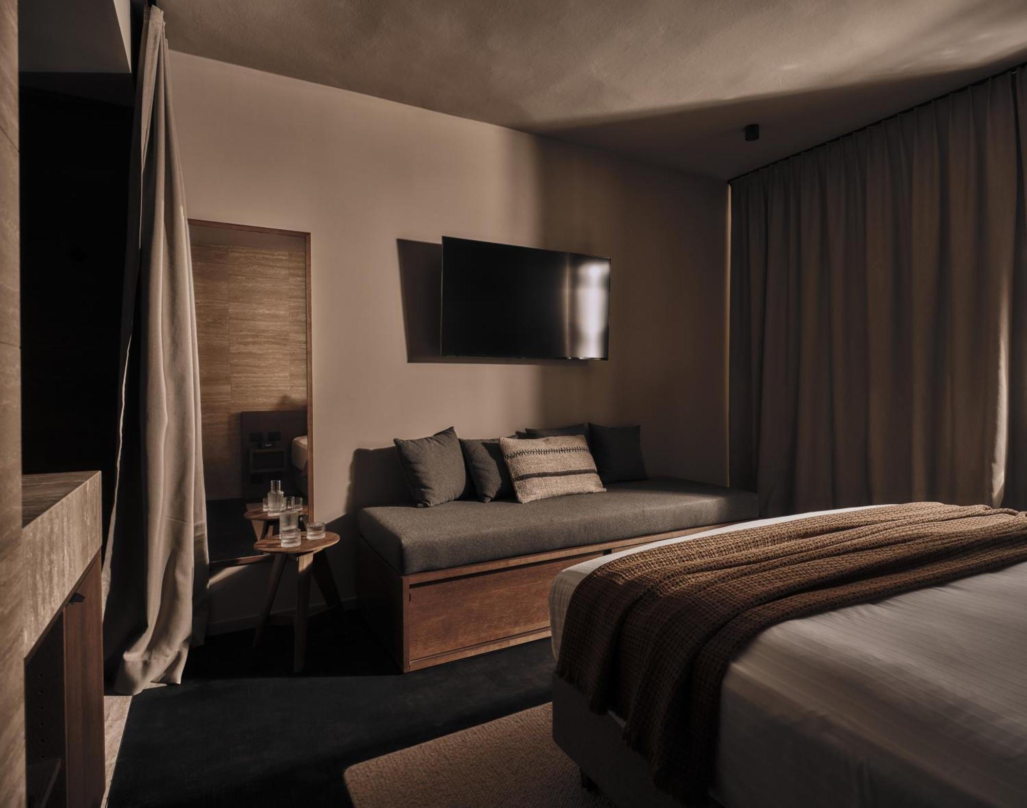 Deluxe Double Room Balcony