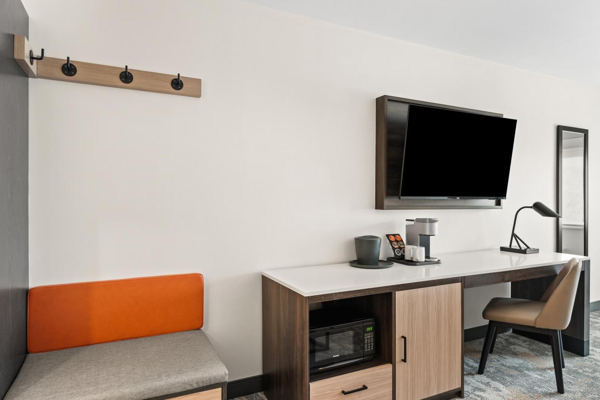 King Suite Sofabed Non Smoking