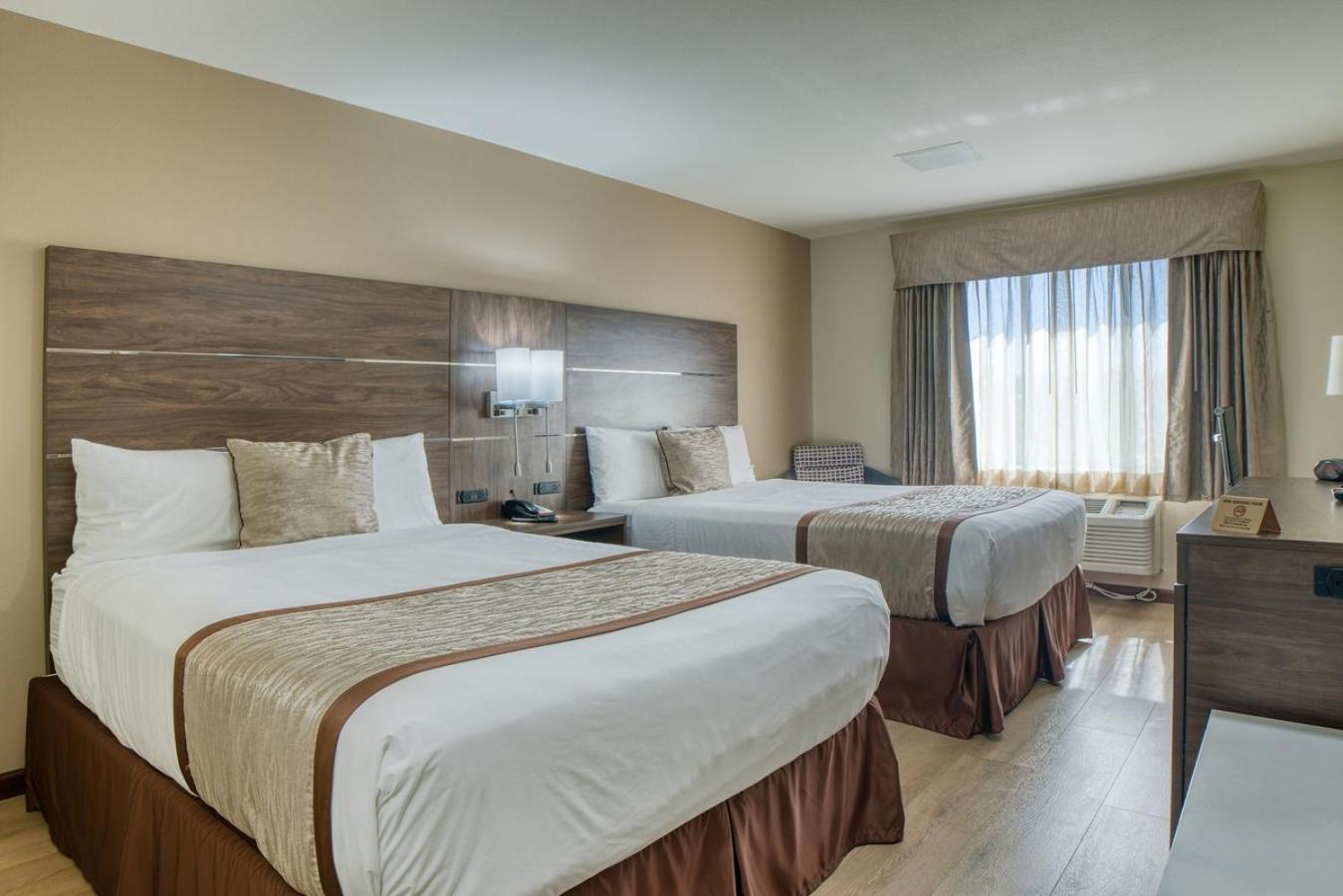 Queen Room Two Queen Beds