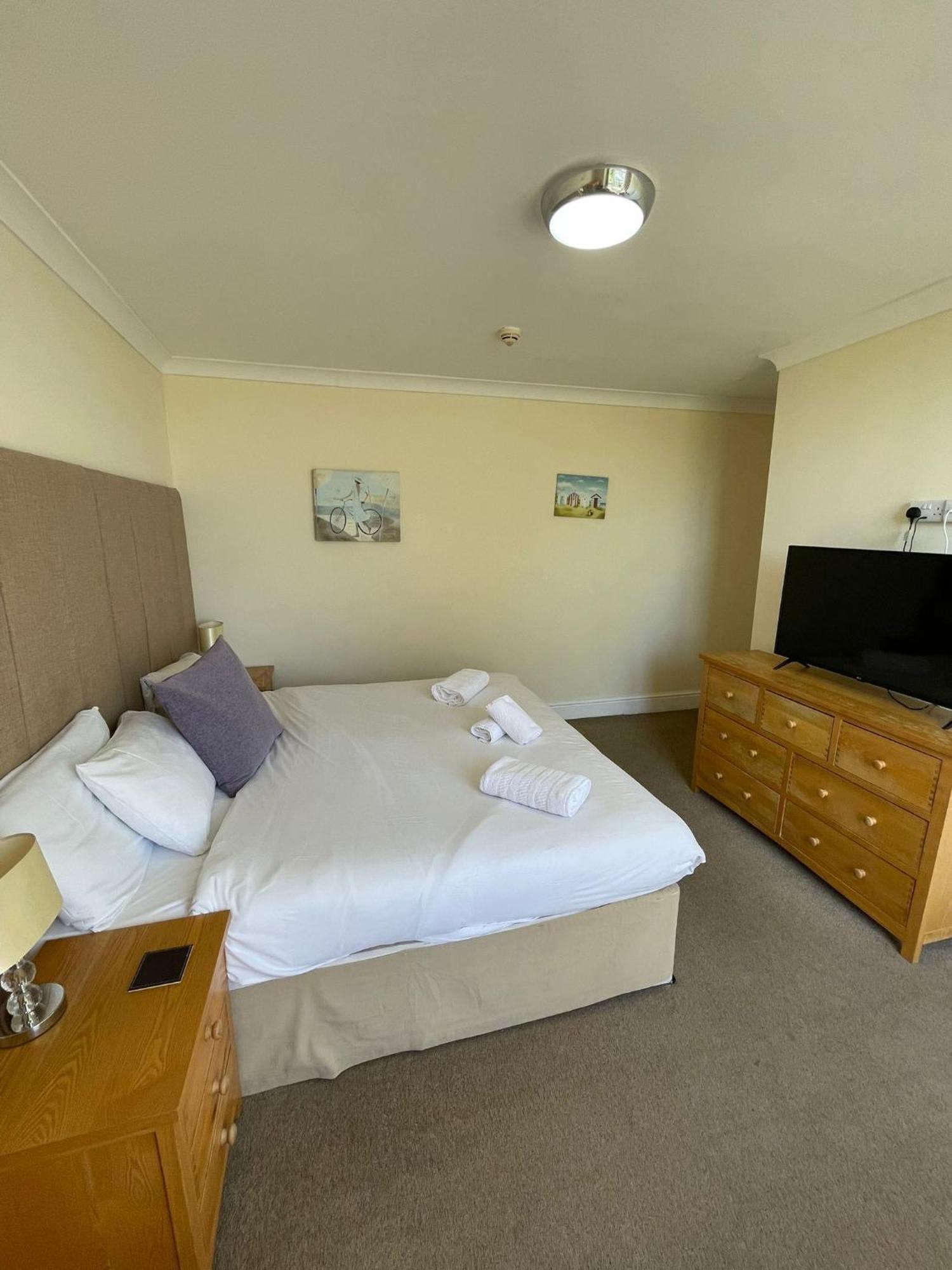 One-Bedroom Suite