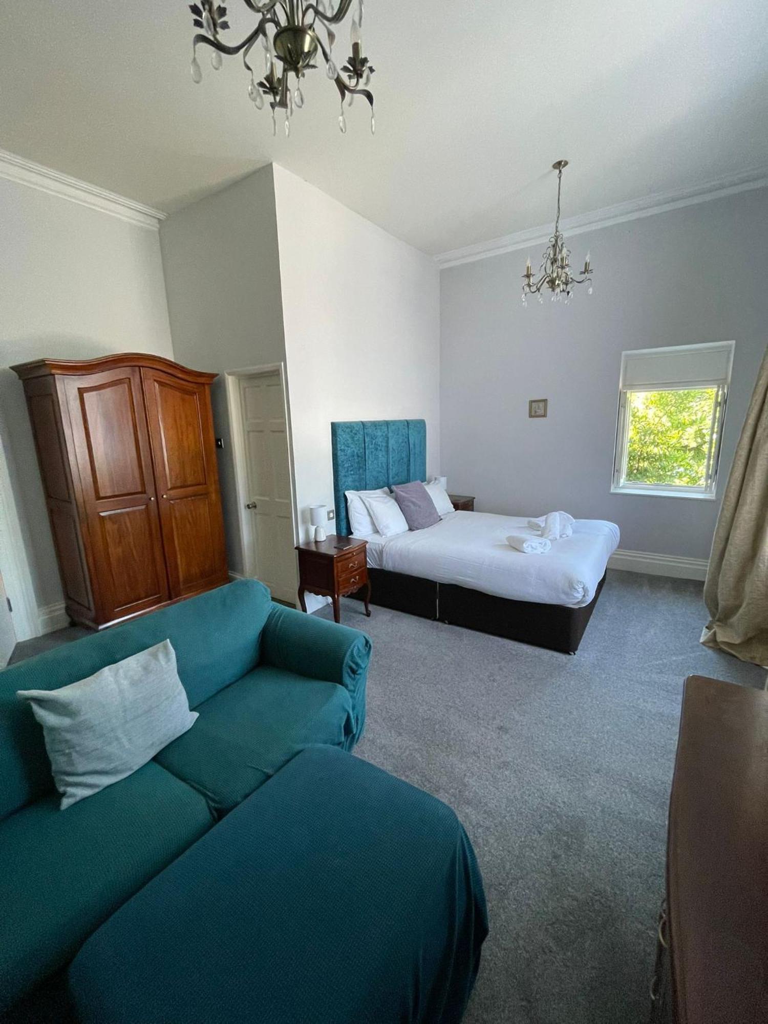 Standard Suite