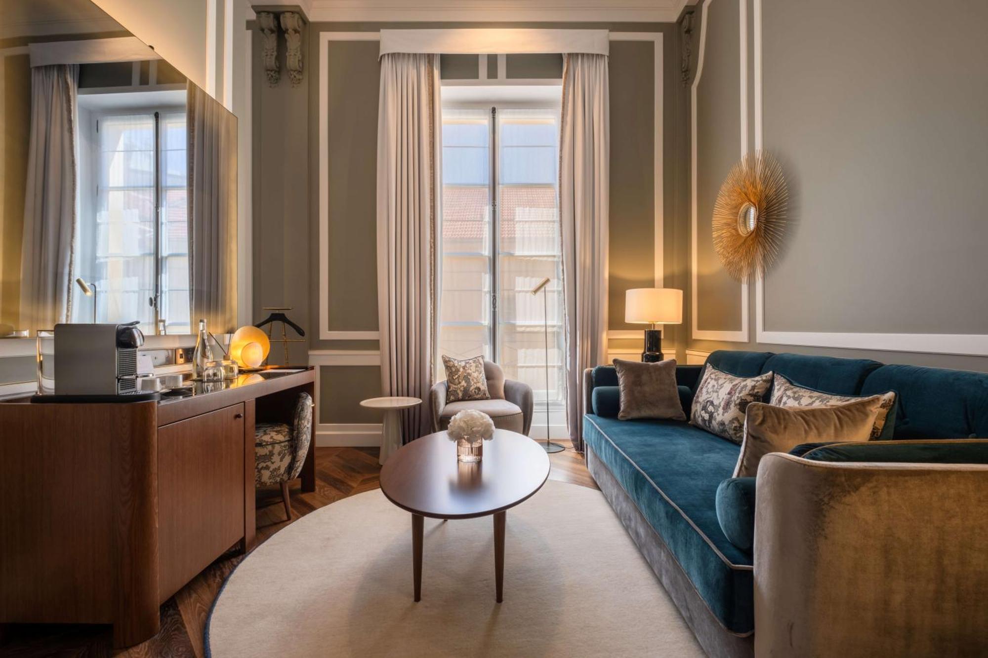 Junior Suite,1694538181:JPEG