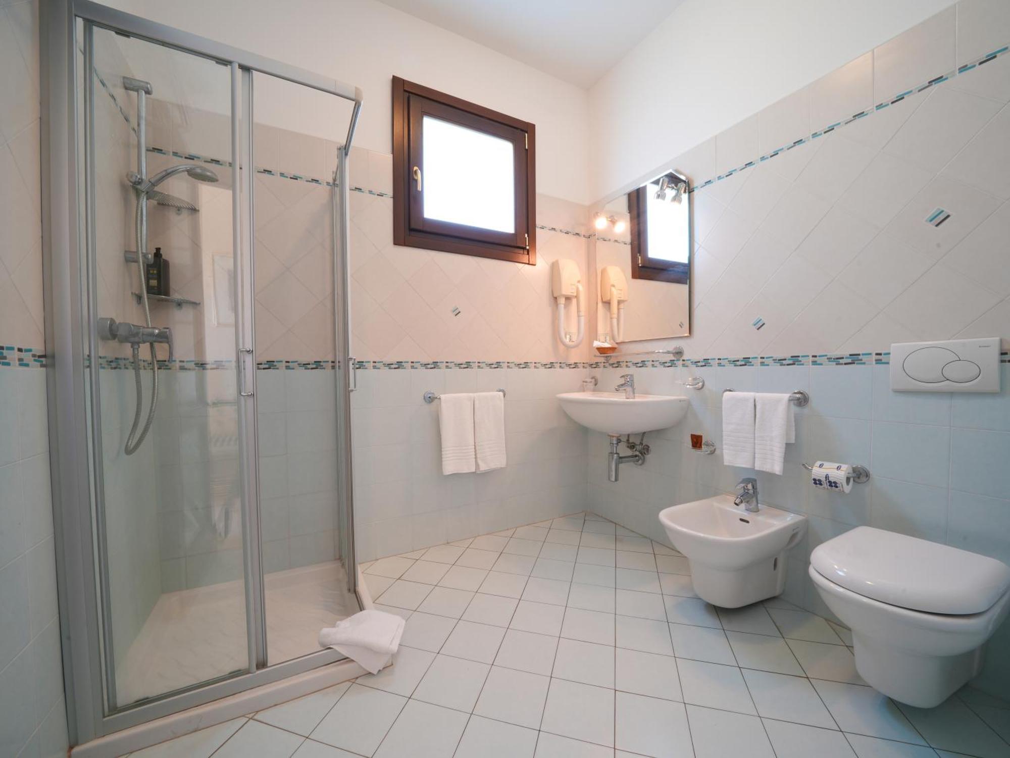 Economy Double or Twin Room