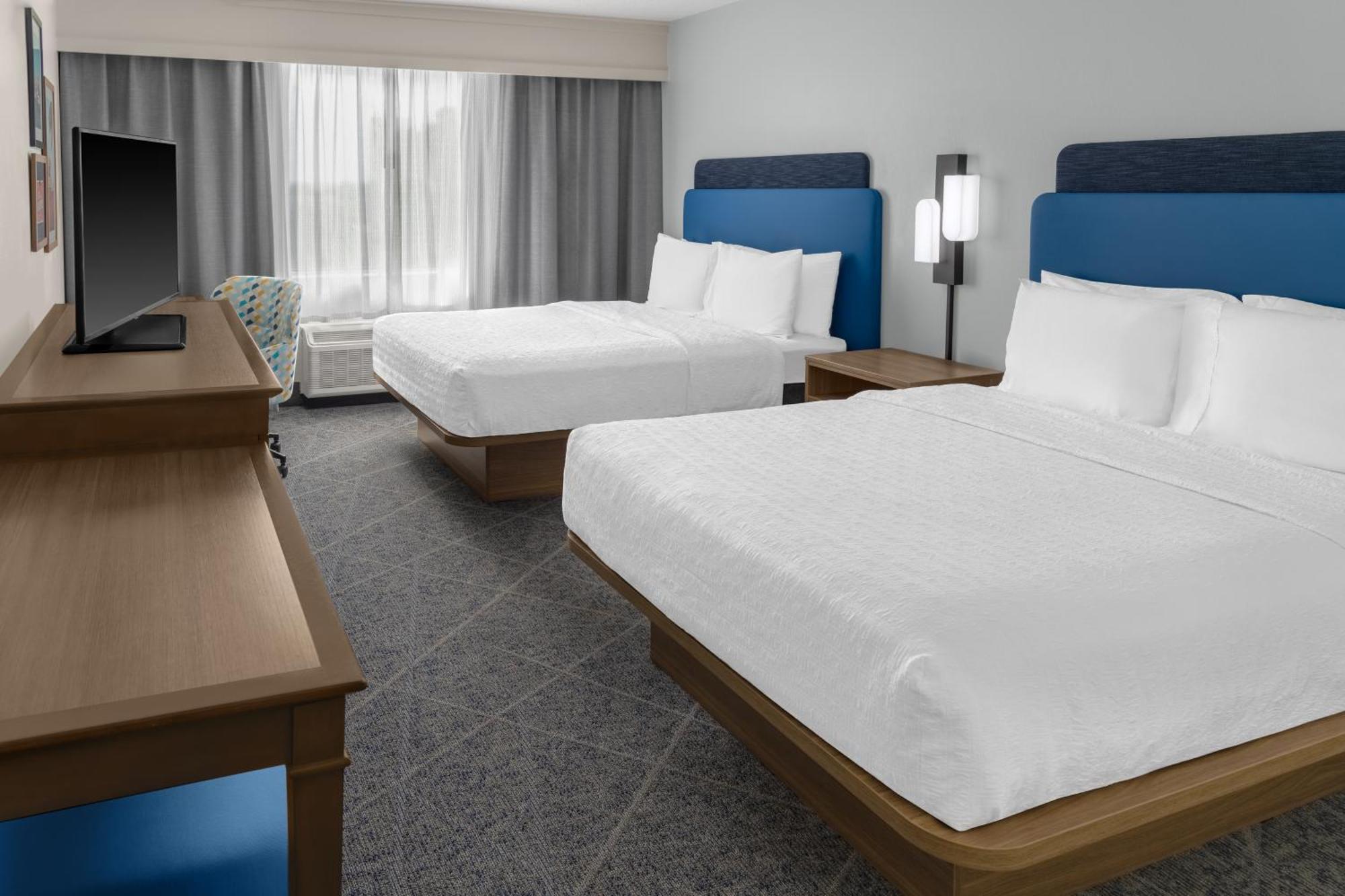 Room with Two Queen Beds - Non-Smoking