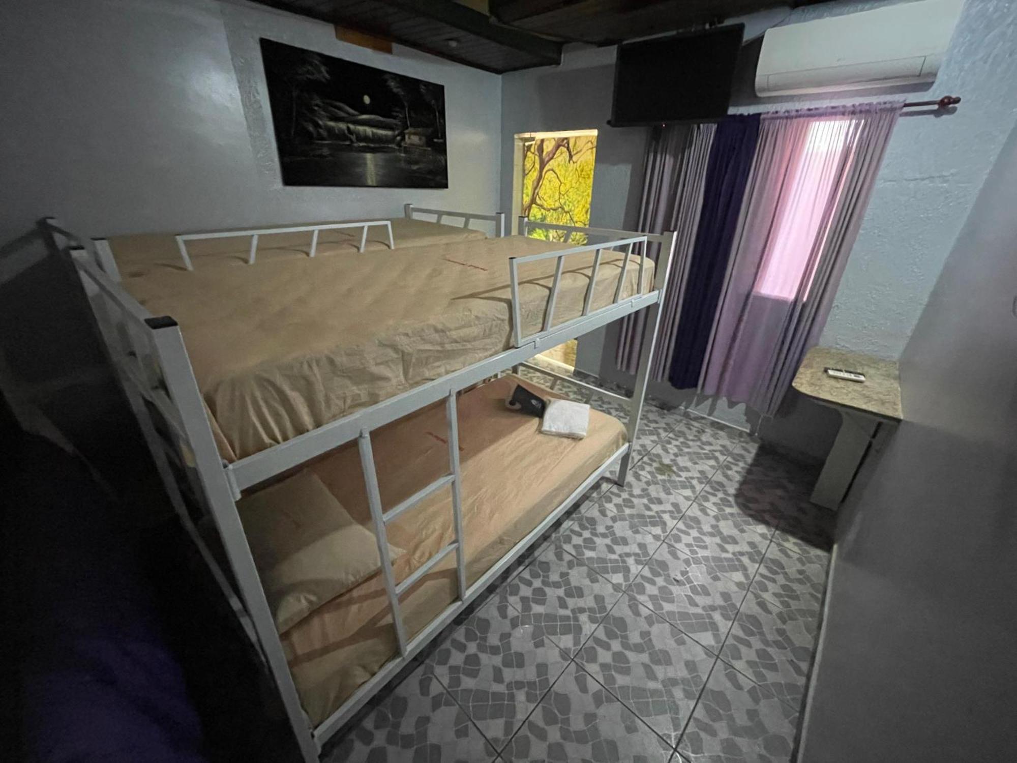 Quadruple Room,1706954984:JPEG