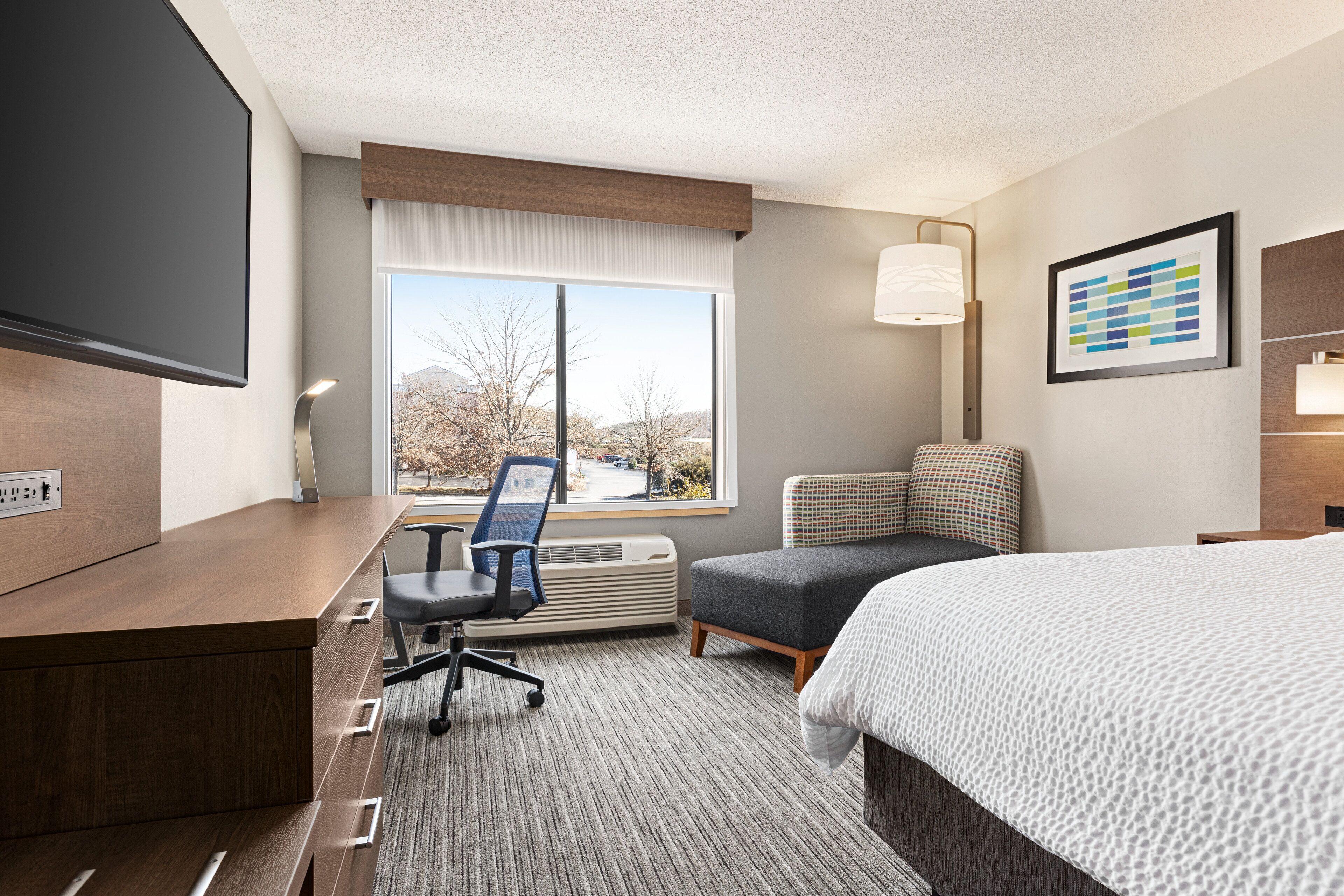 Standard King Room